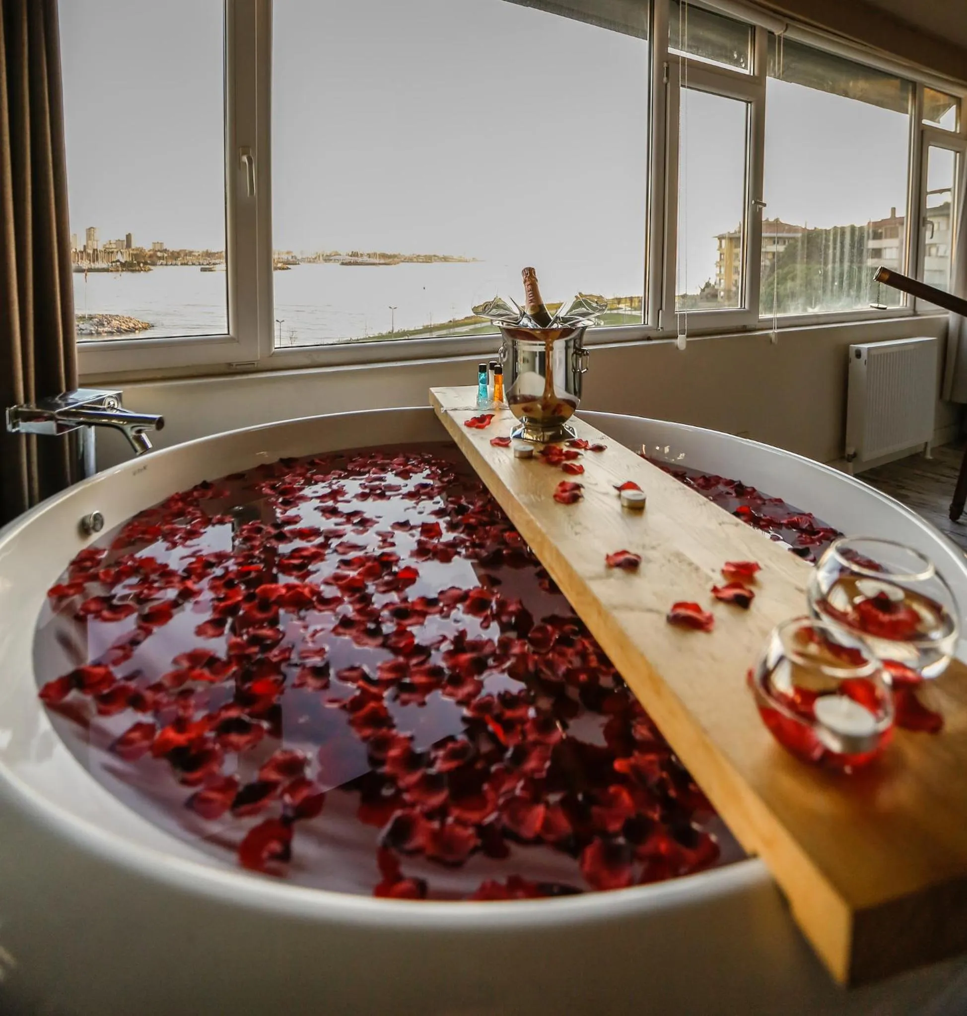 Day in Melek Hotels Moda