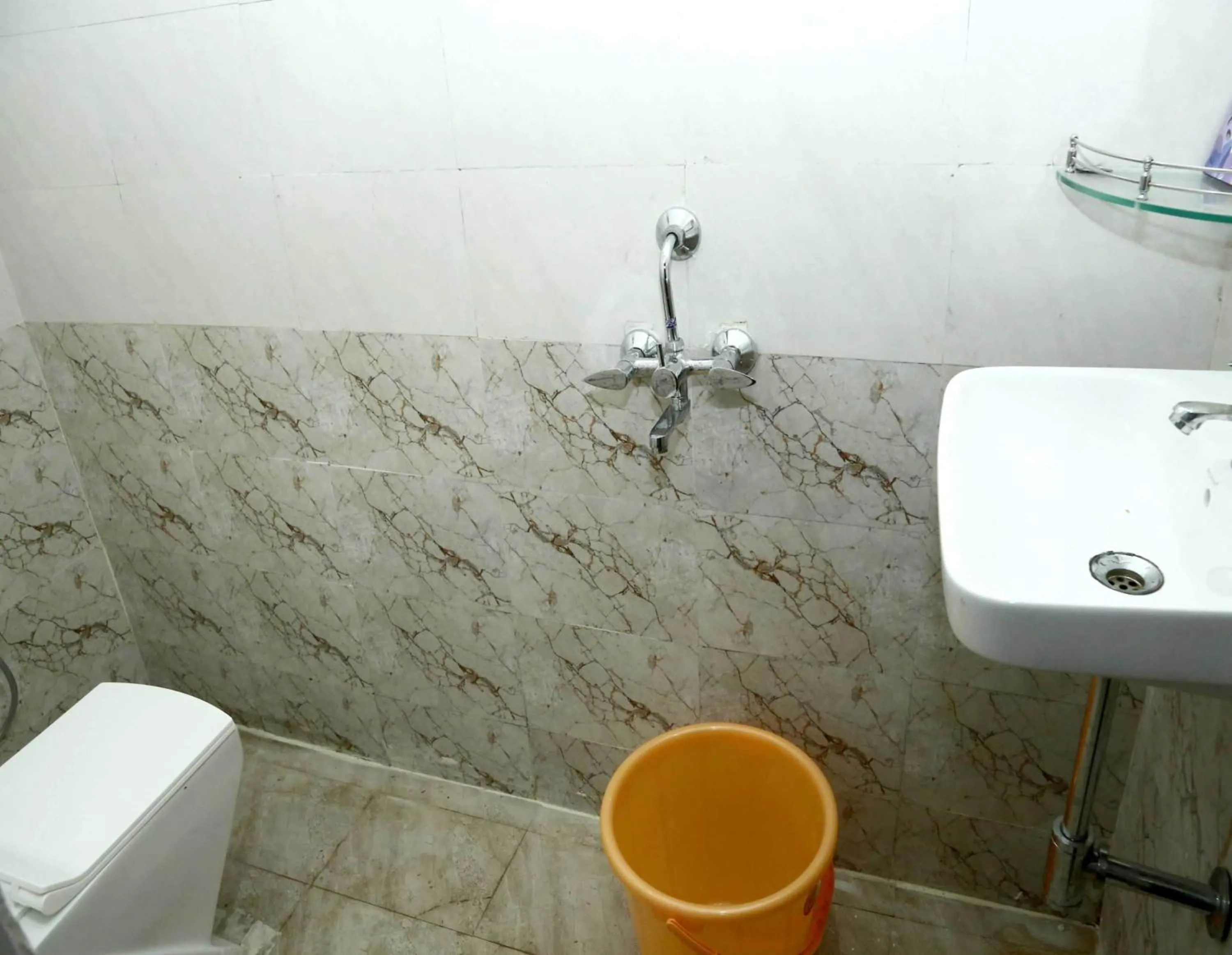 Bathroom in Spot On V GUST IN