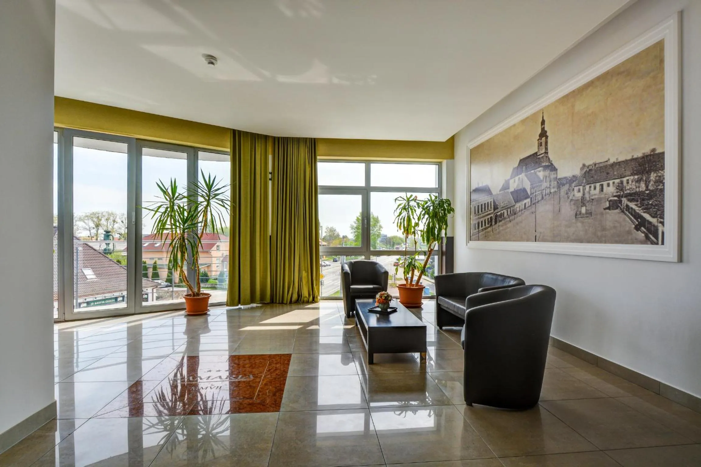 Communal lounge/ TV room in Hotel Samaria