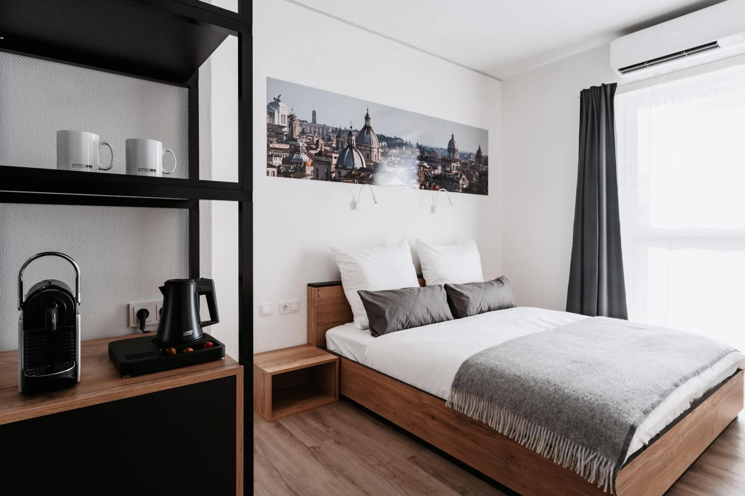 Coffee/tea facilities, Bed in STEP INN The Fair Hotel