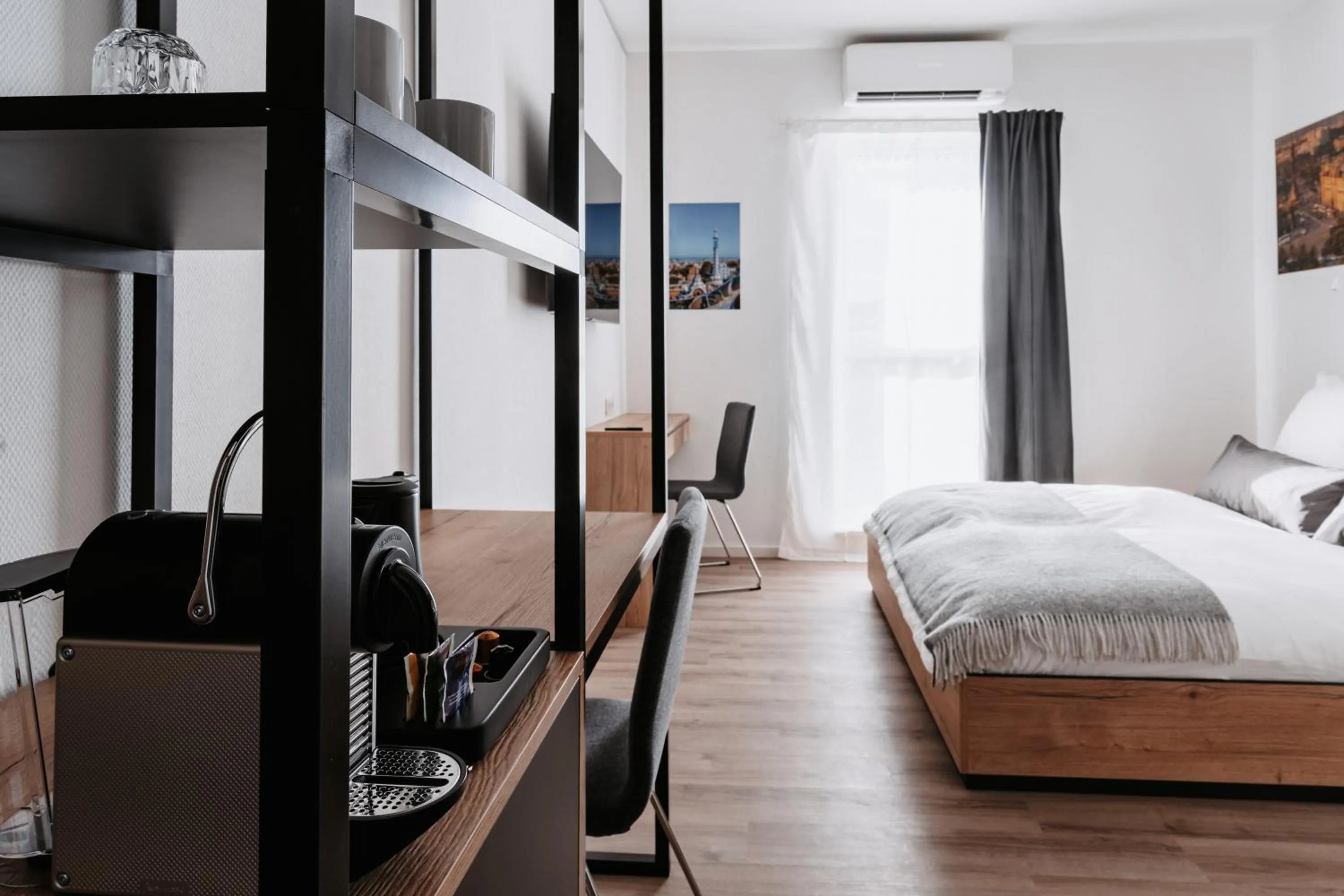 Coffee/tea facilities, Bed in STEP INN The Fair Hotel