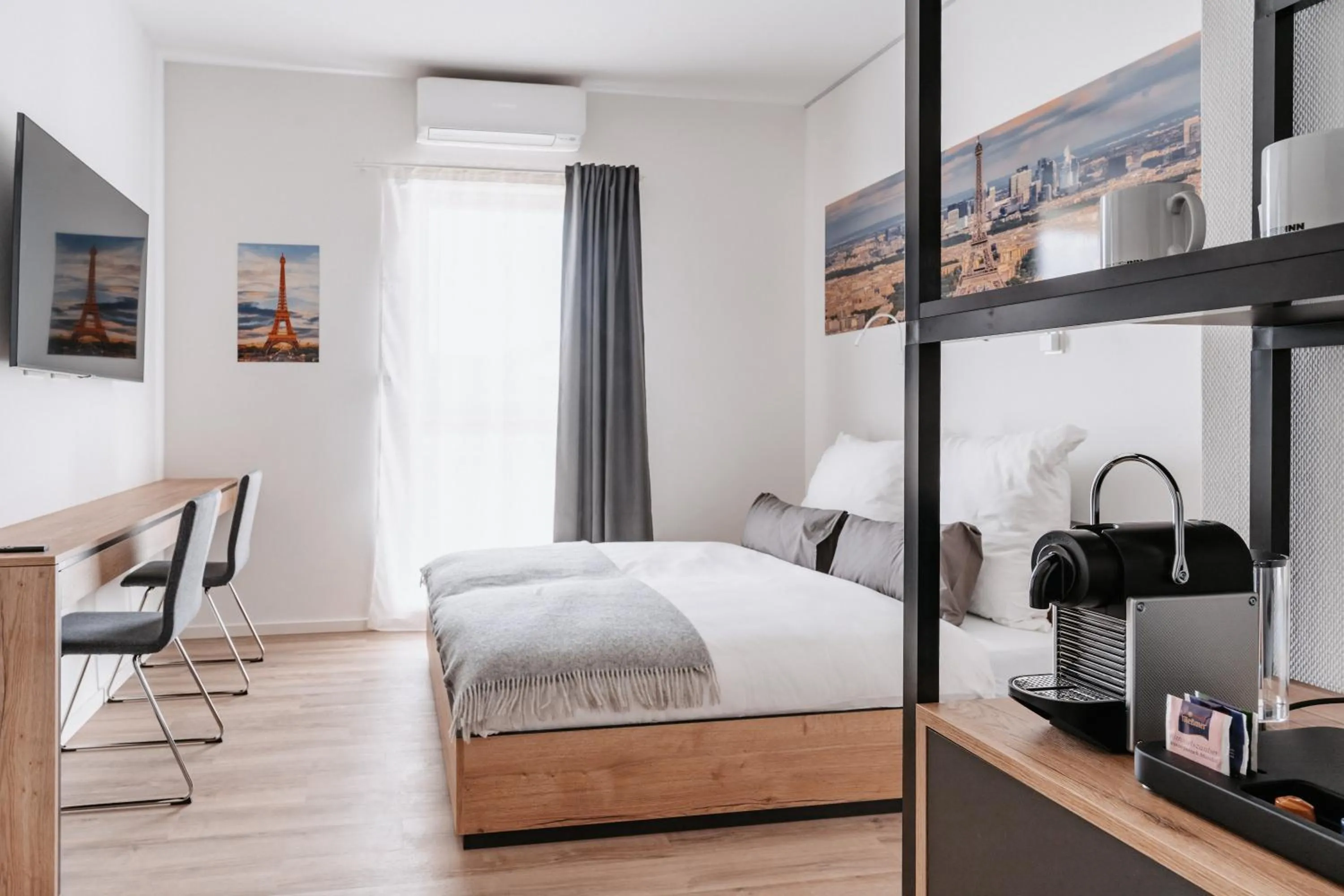 Photo of the whole room, Bed in STEP INN The Fair Hotel