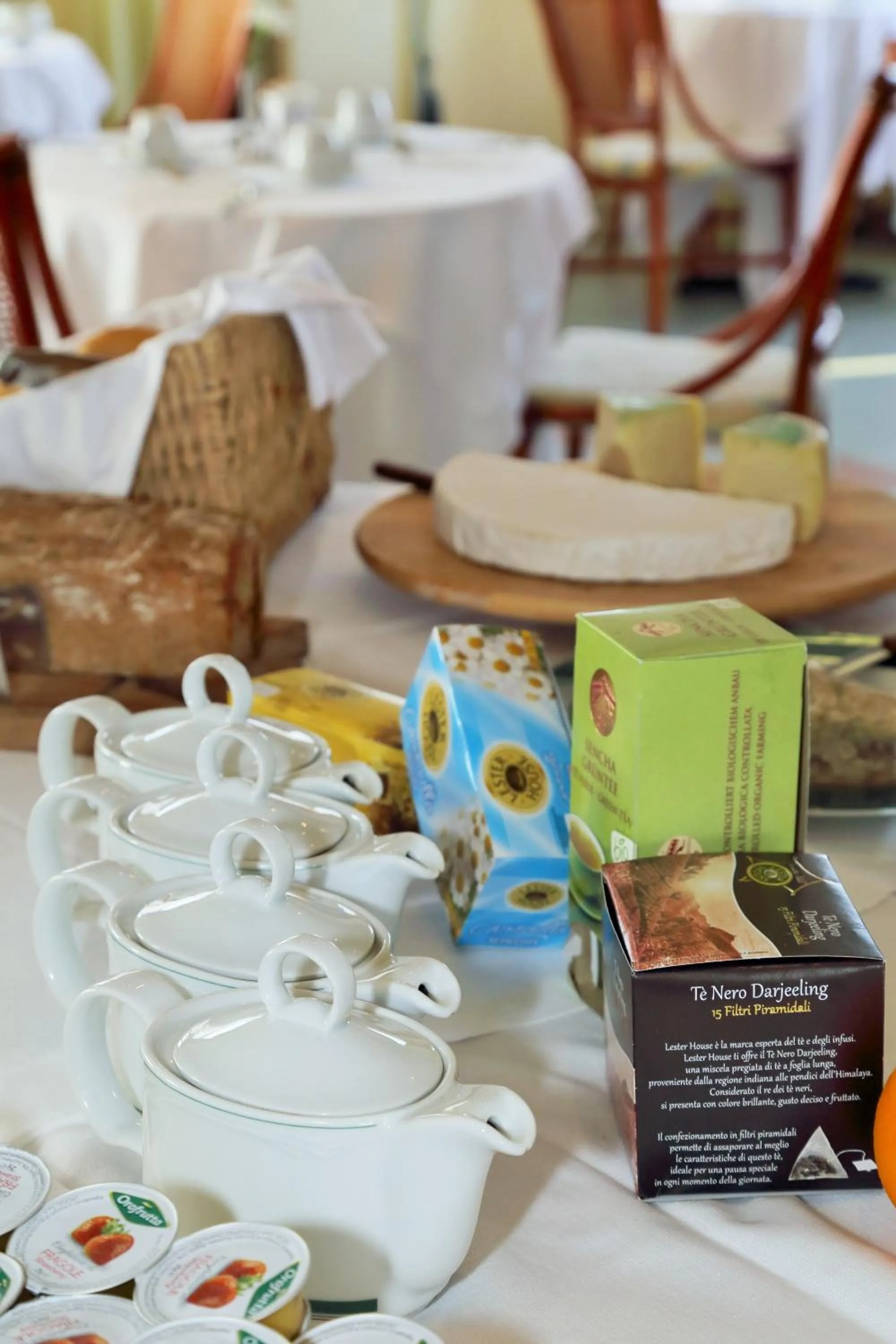 Restaurant/places to eat in Hotel Tornese - Rooftop Sea View