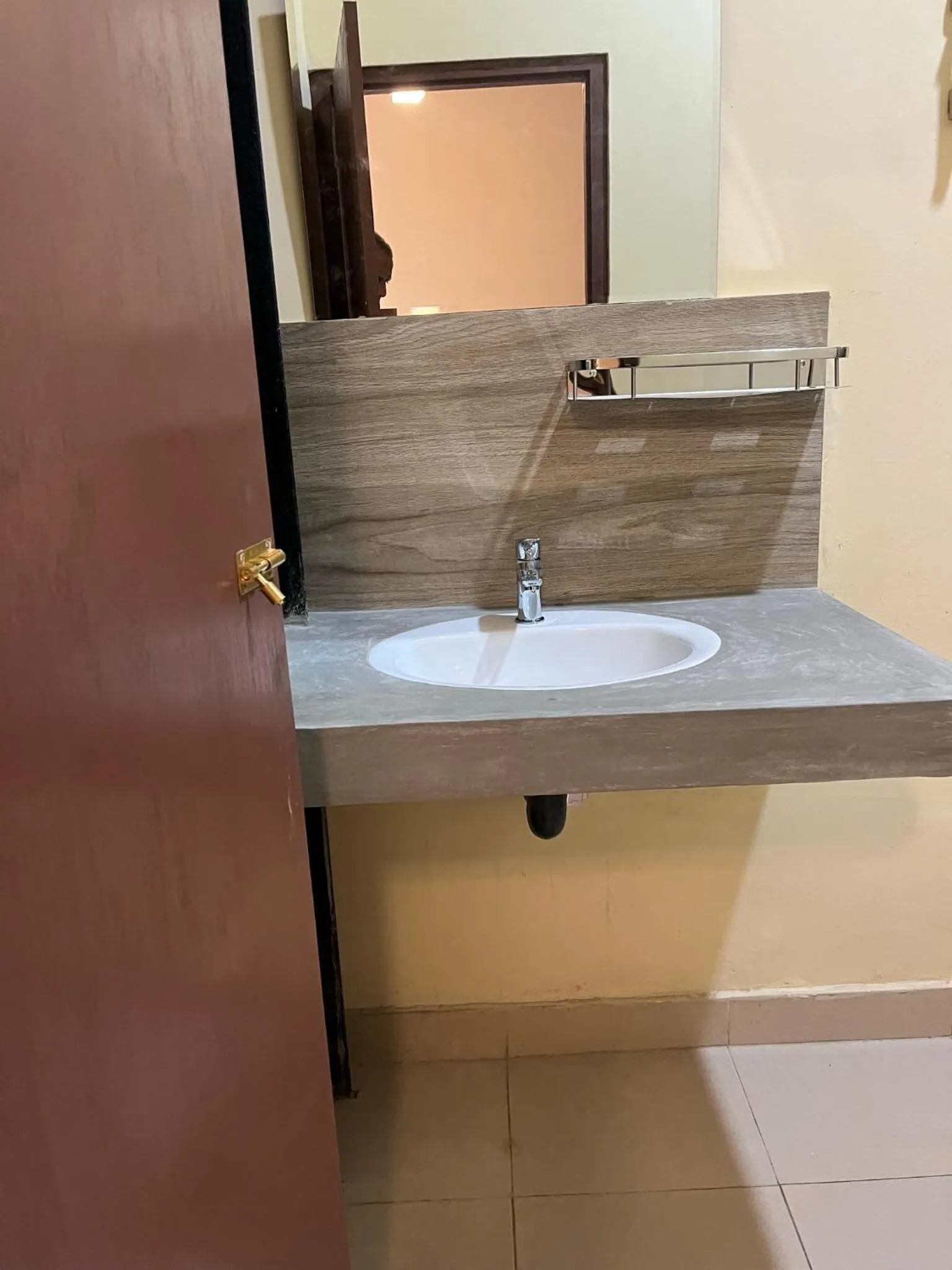 Bathroom in Tanty’s Hostel