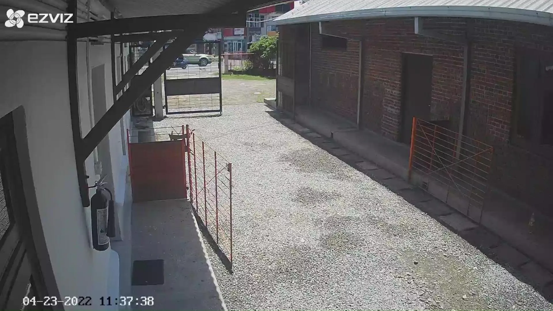 Facade/entrance in Tanty’s Hostel