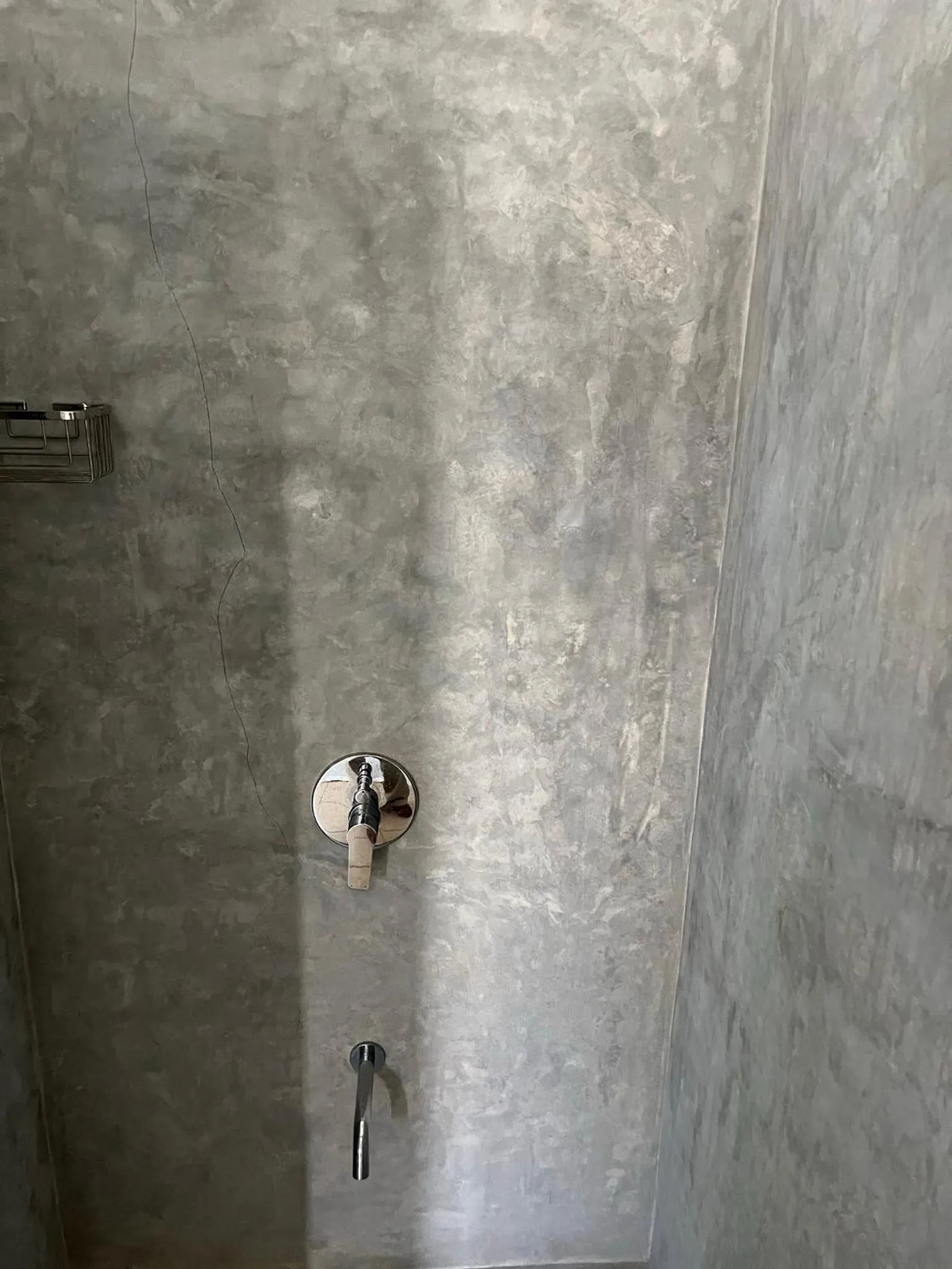 Shower in Tanty’s Hostel