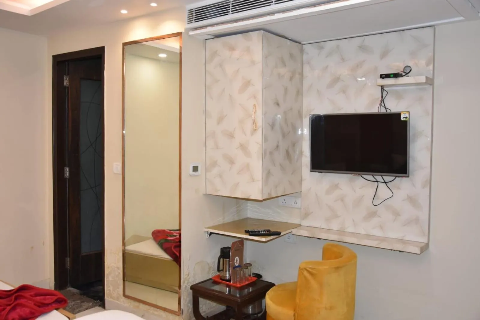 TV and multimedia in Hotel Wall City 55