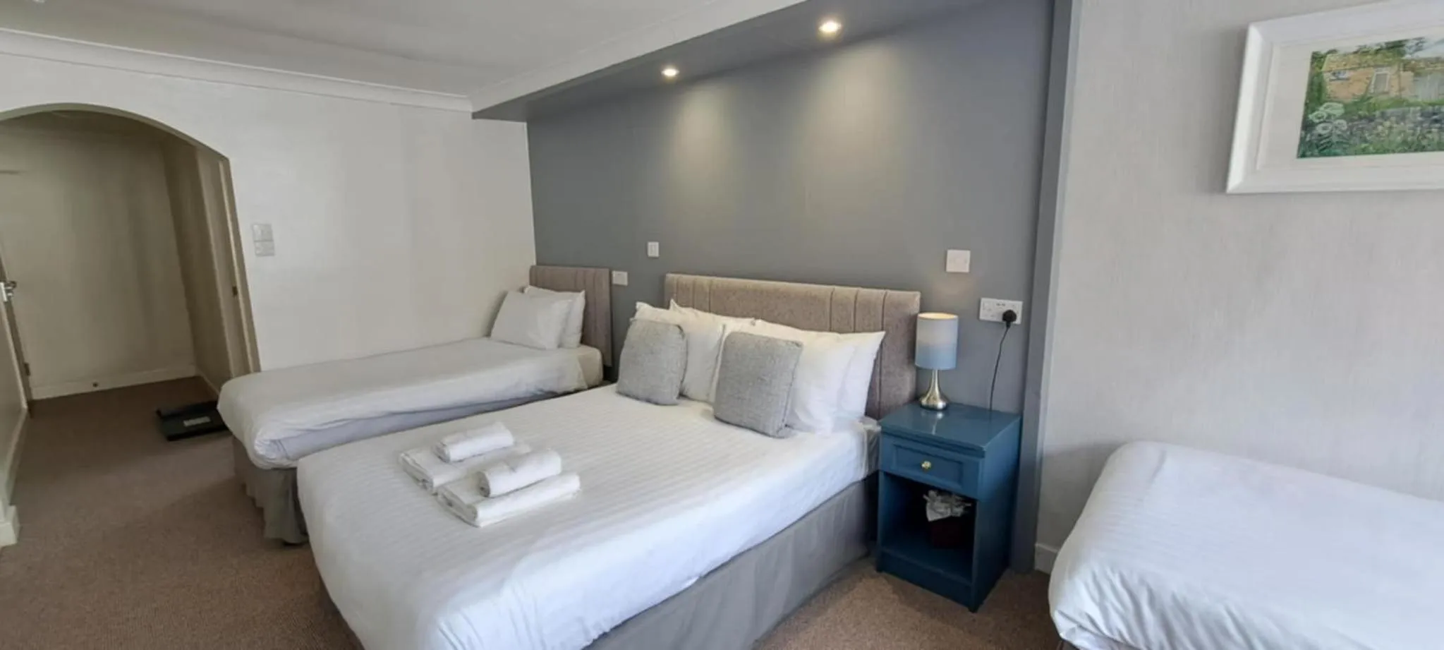 Bedroom, Bed in The Buck