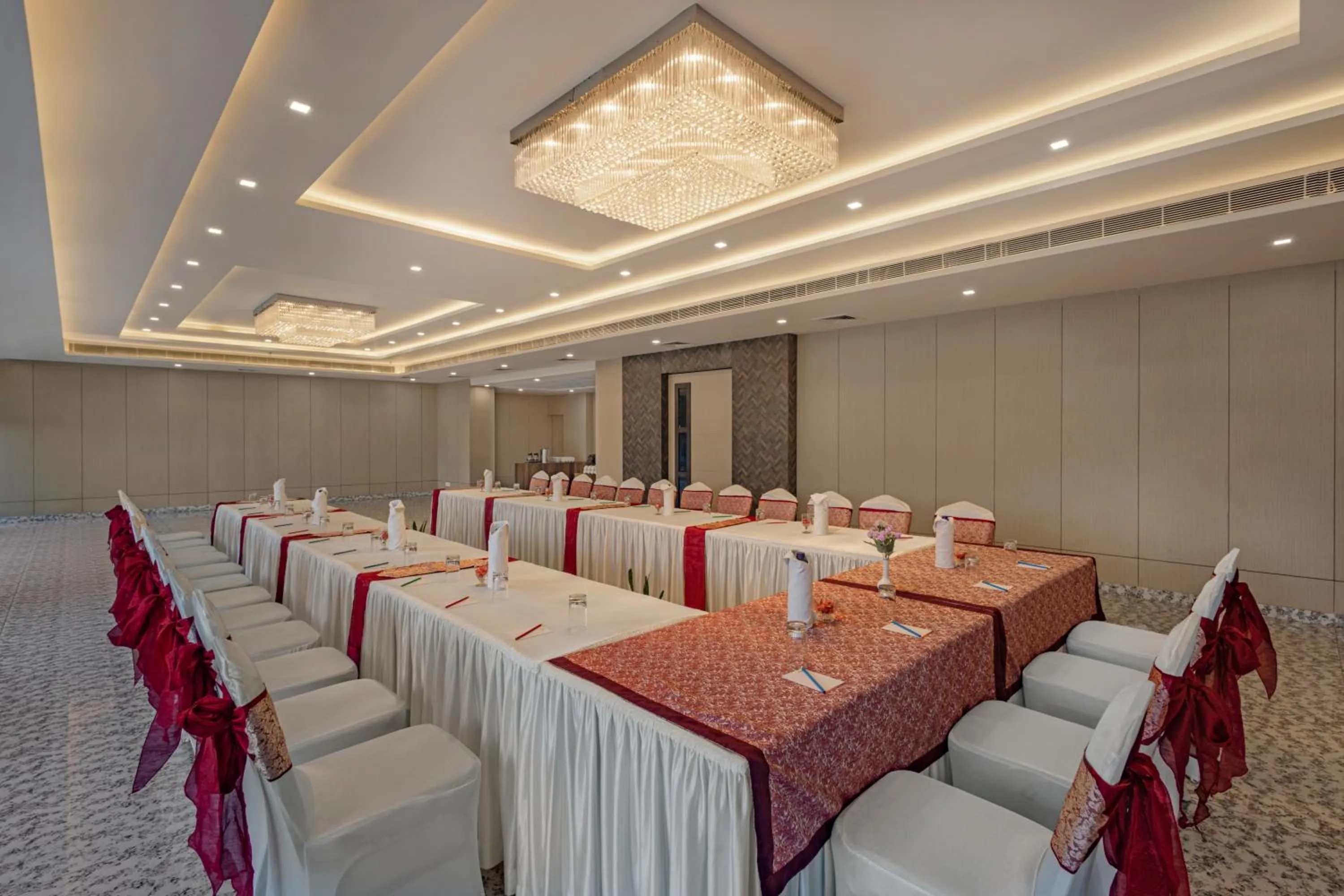 Banquet/Function facilities in Sterling Mantra Haridwar