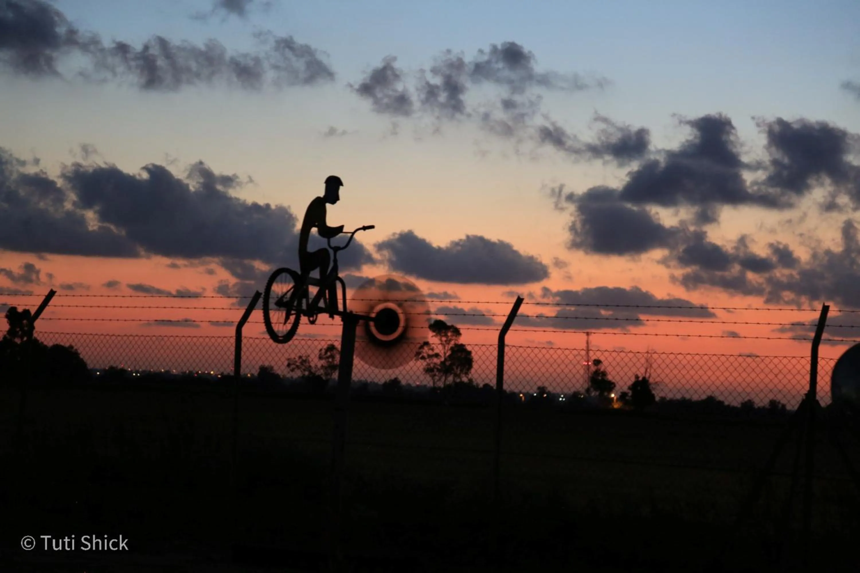 Sunset in Mandara - Country Lodging