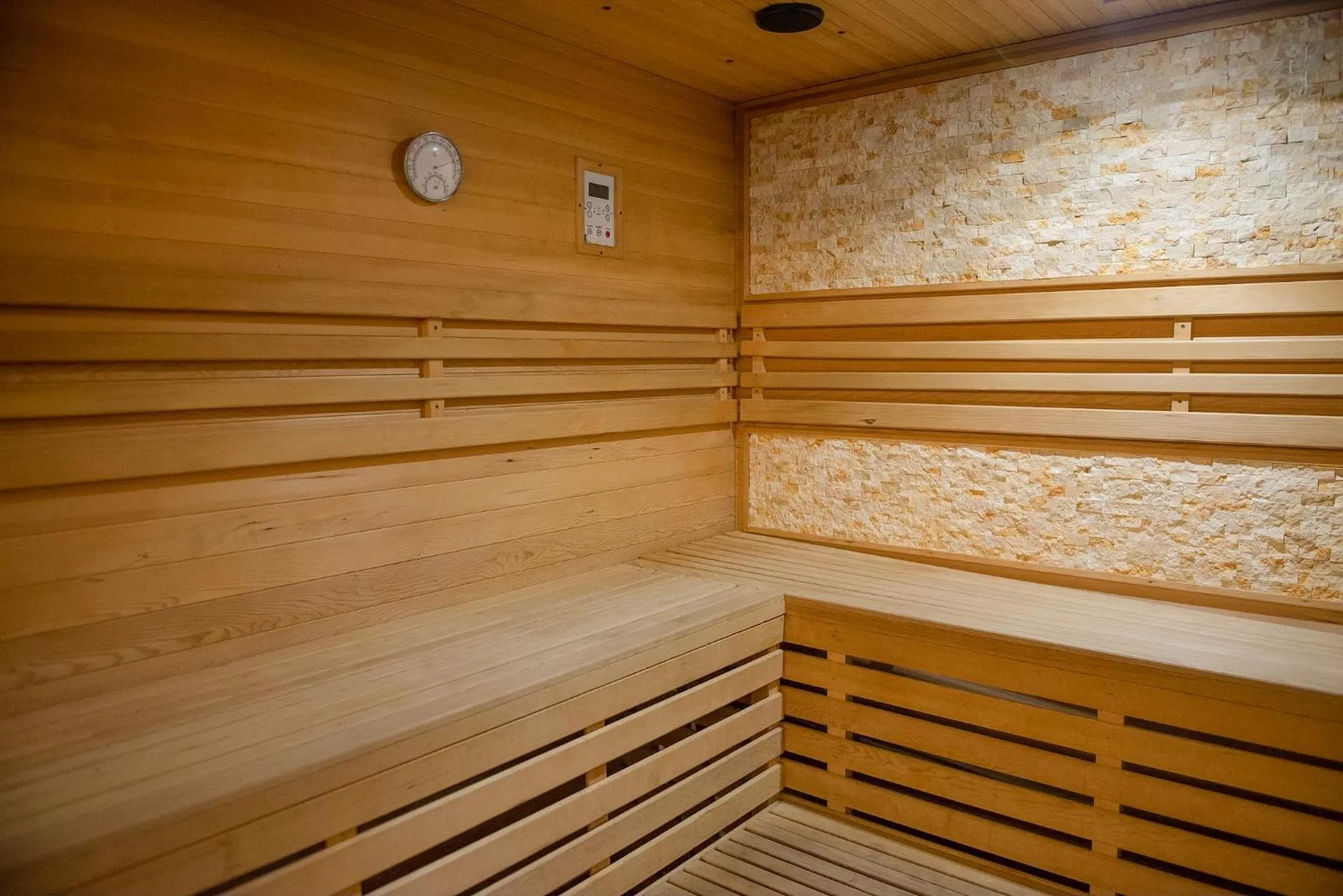 Sauna in Grands Suites Hotel and Spa Sliema