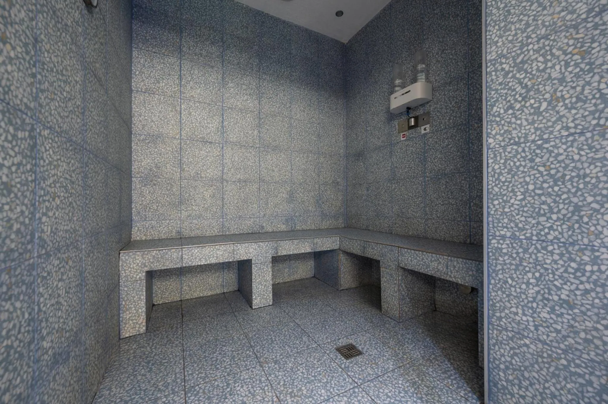 Steam room in Grands Suites Hotel and Spa Sliema