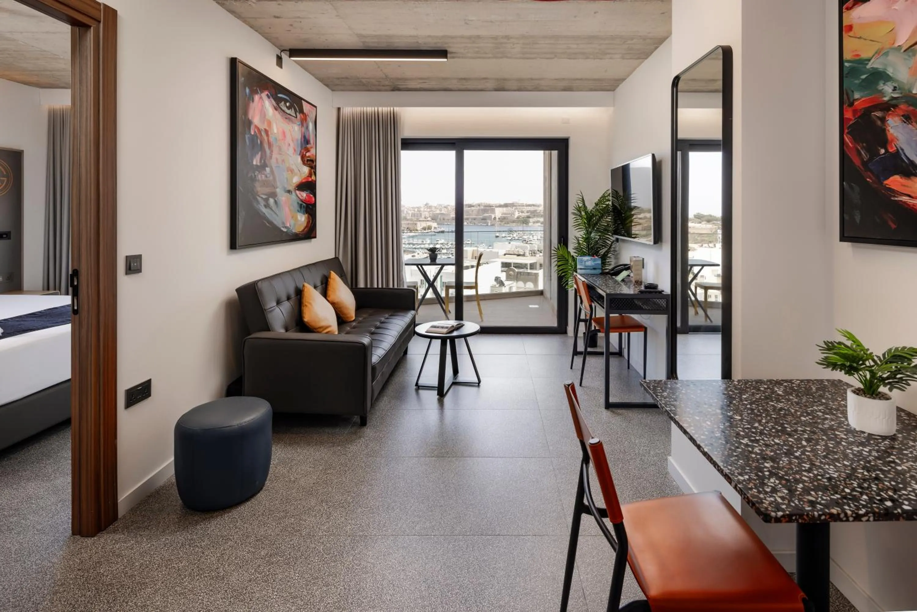 Balcony/Terrace in Grands Suites Hotel and Spa Sliema