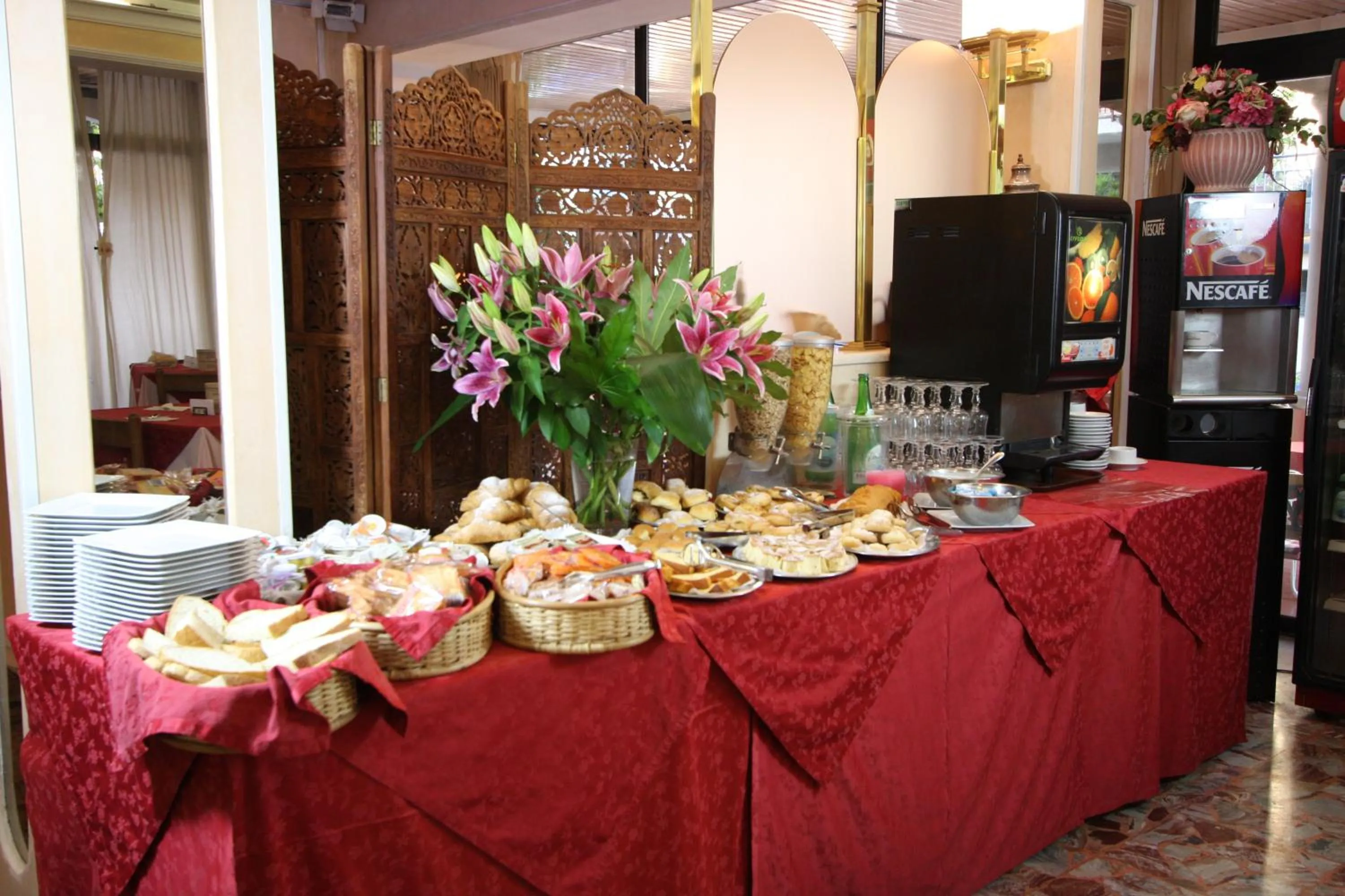 Kitchen or kitchenette in Hotel Britannia Rimini Marina centro