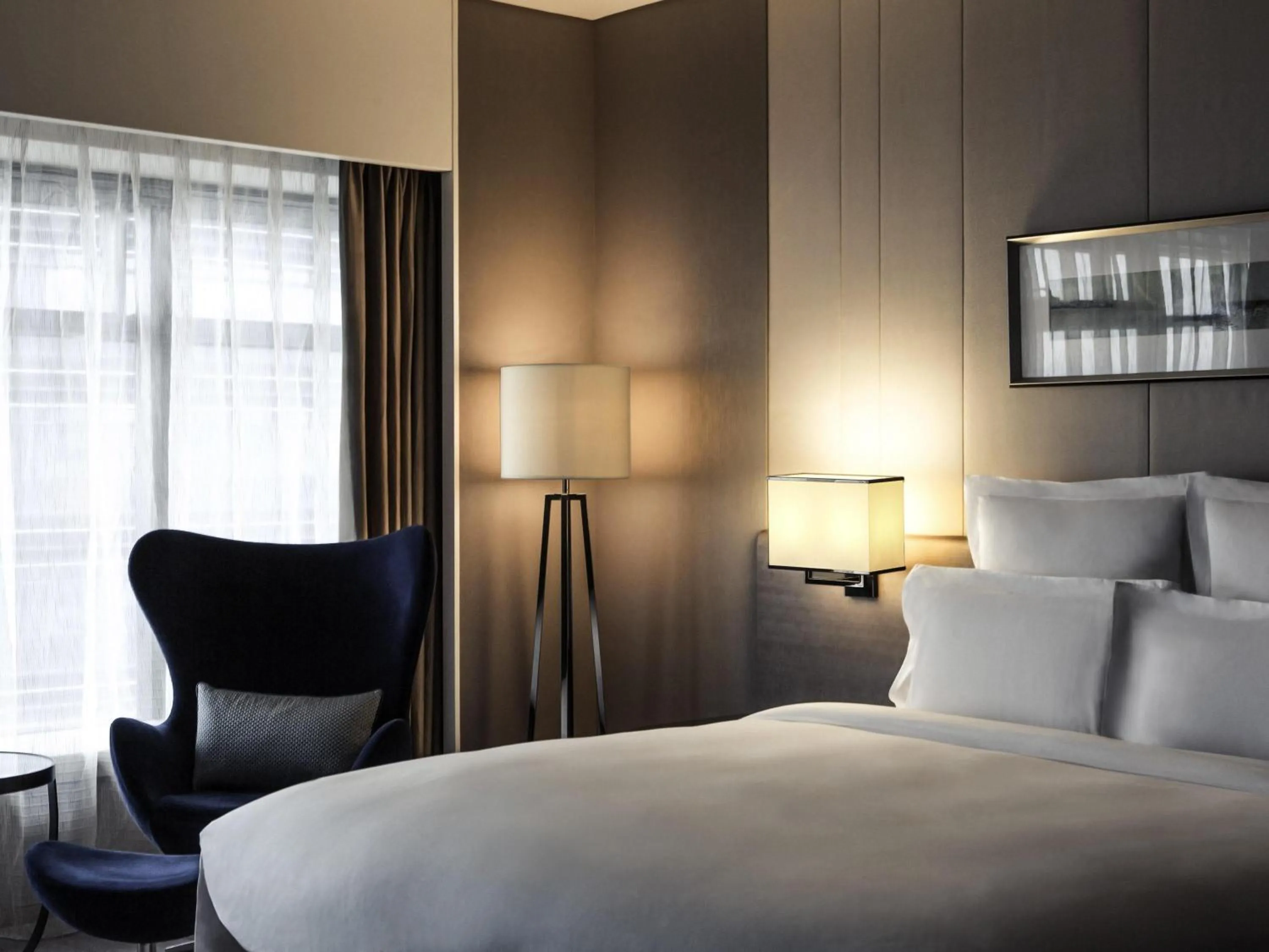 Bedroom, Bed in Pullman Shanghai Xuhui