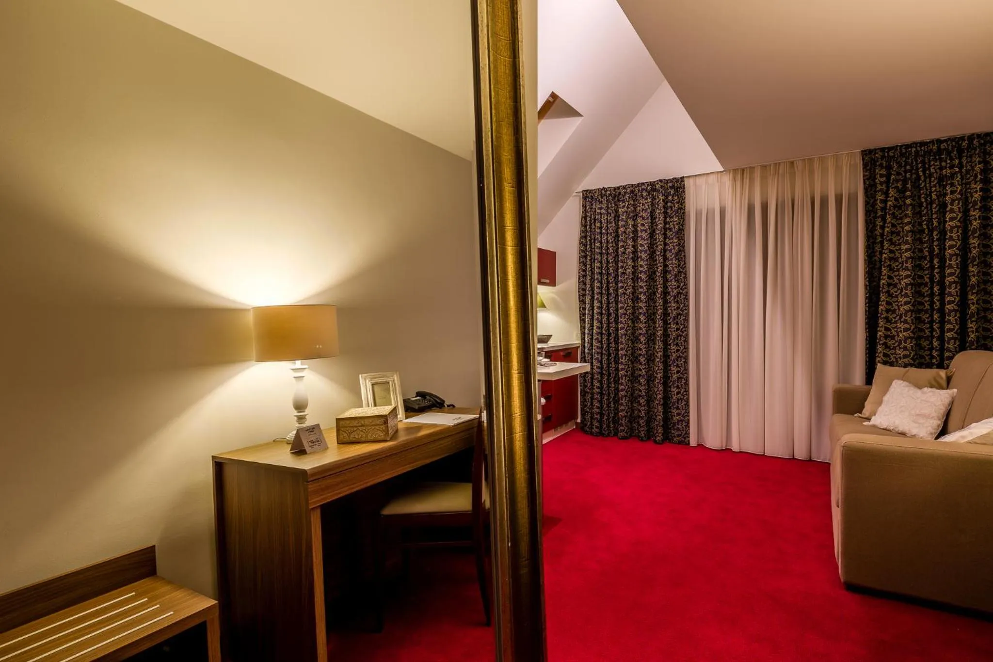 Living room, Bed in Hotel Boutique Belvedere