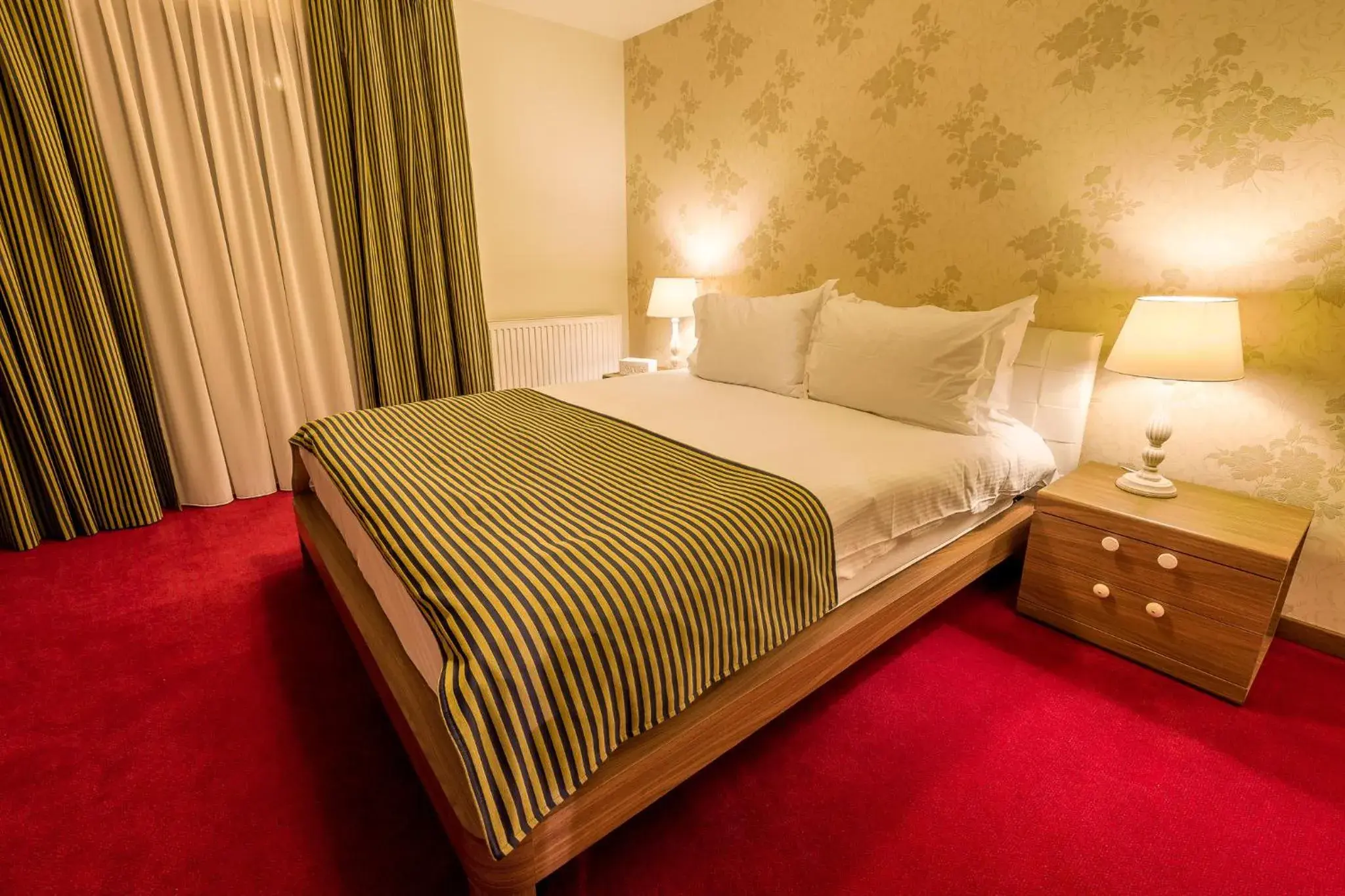 Romantic Suite with Spa access in Hotel Boutique Belvedere Romantic Suite with Spa access in Hotel Boutique Belvedere