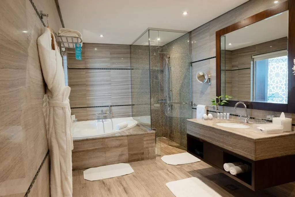 Bay La Sun Hotel and Marina - Emaar King Abdullah Economic City