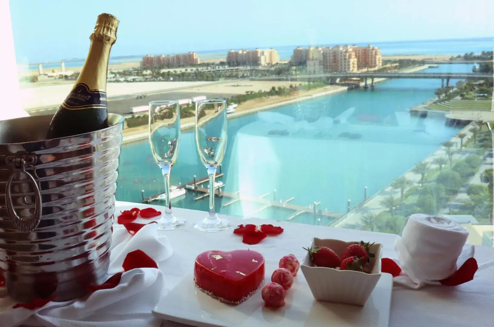 Food in Bay La Sun Hotel and Marina - Emaar King Abdullah Economic City Food in Bay La Sun Hotel and Marina - Emaar King Abdullah Economic City