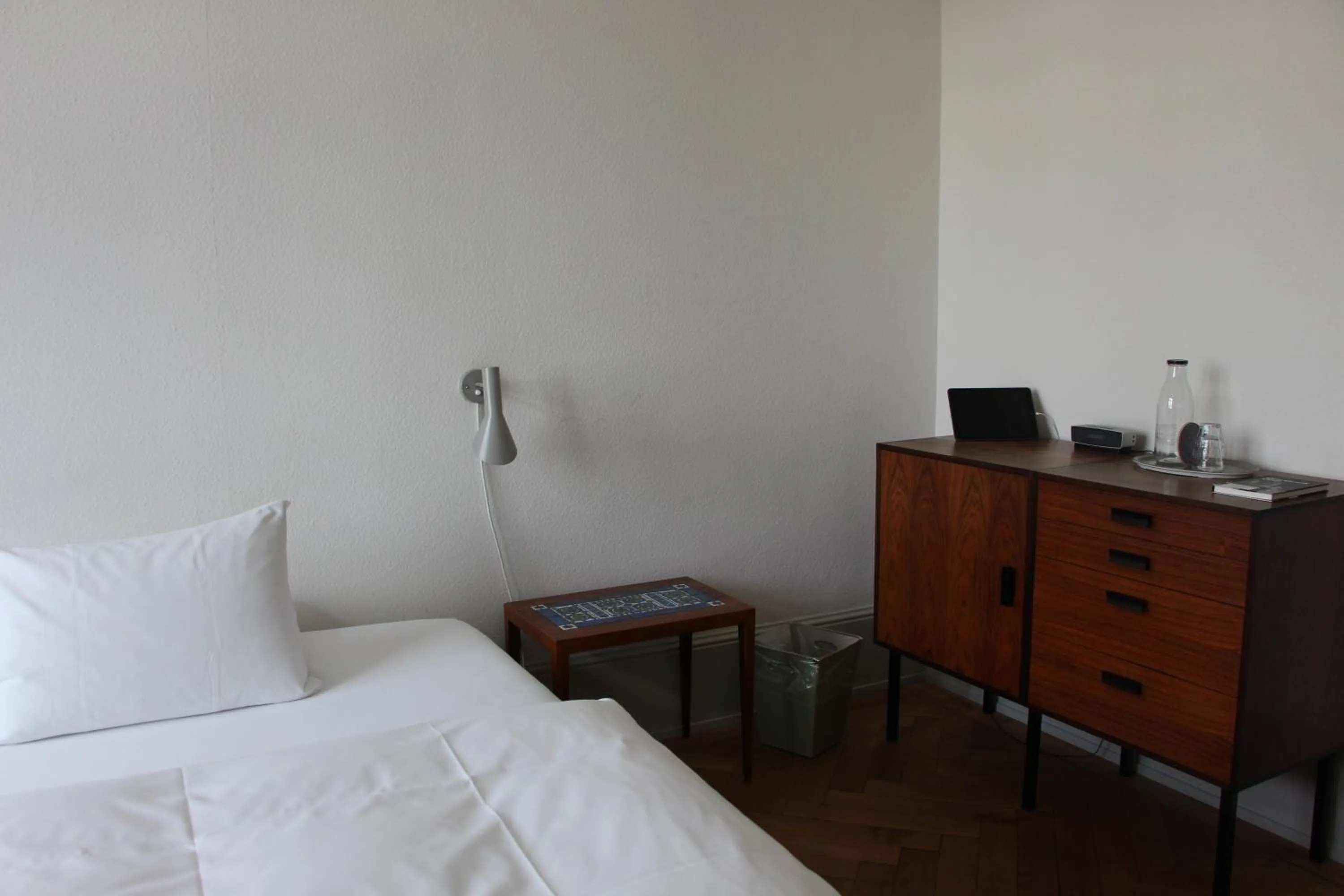 Bed in Militärkantine St. Gallen