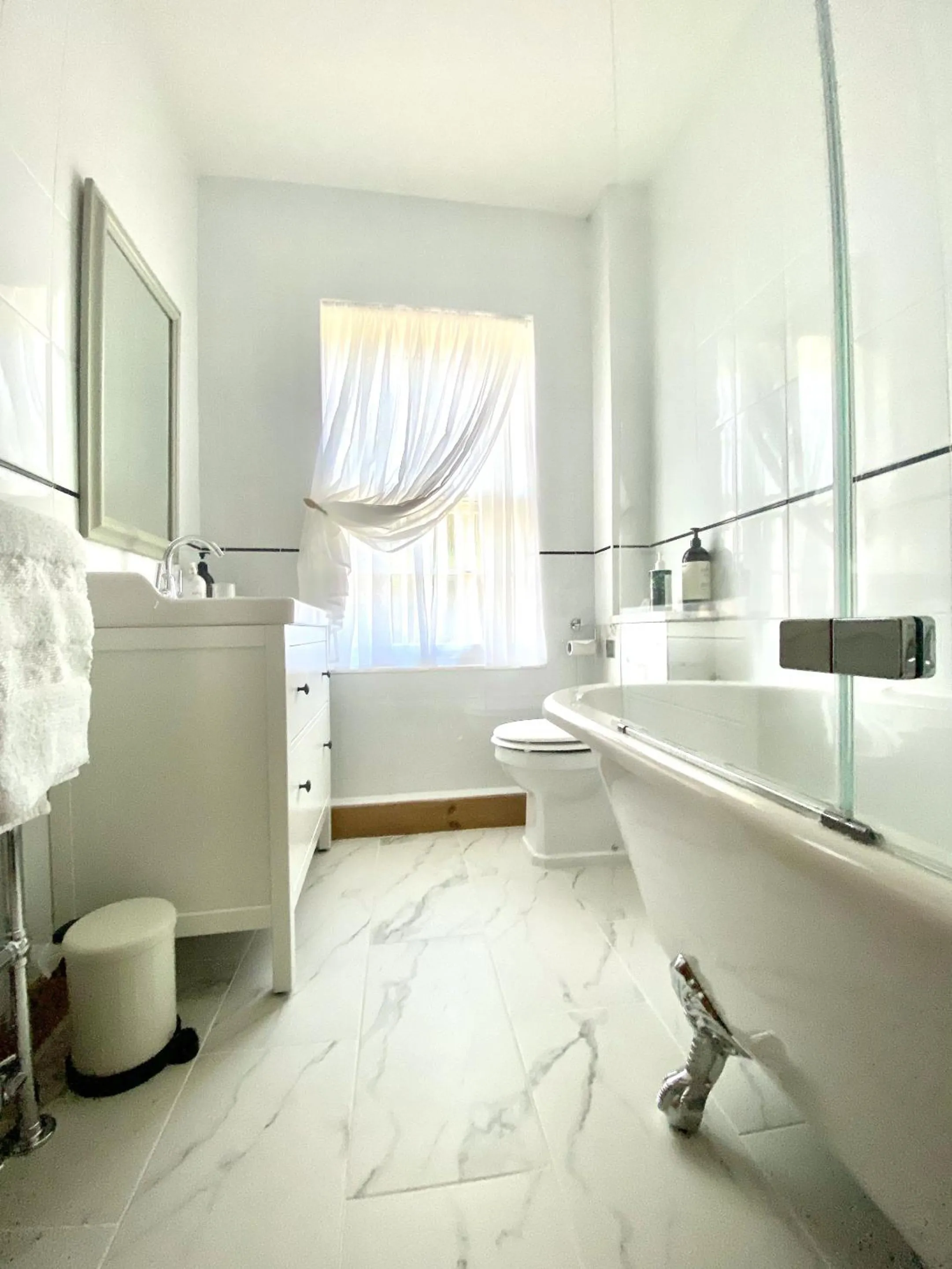 Bathroom in Green Cottages