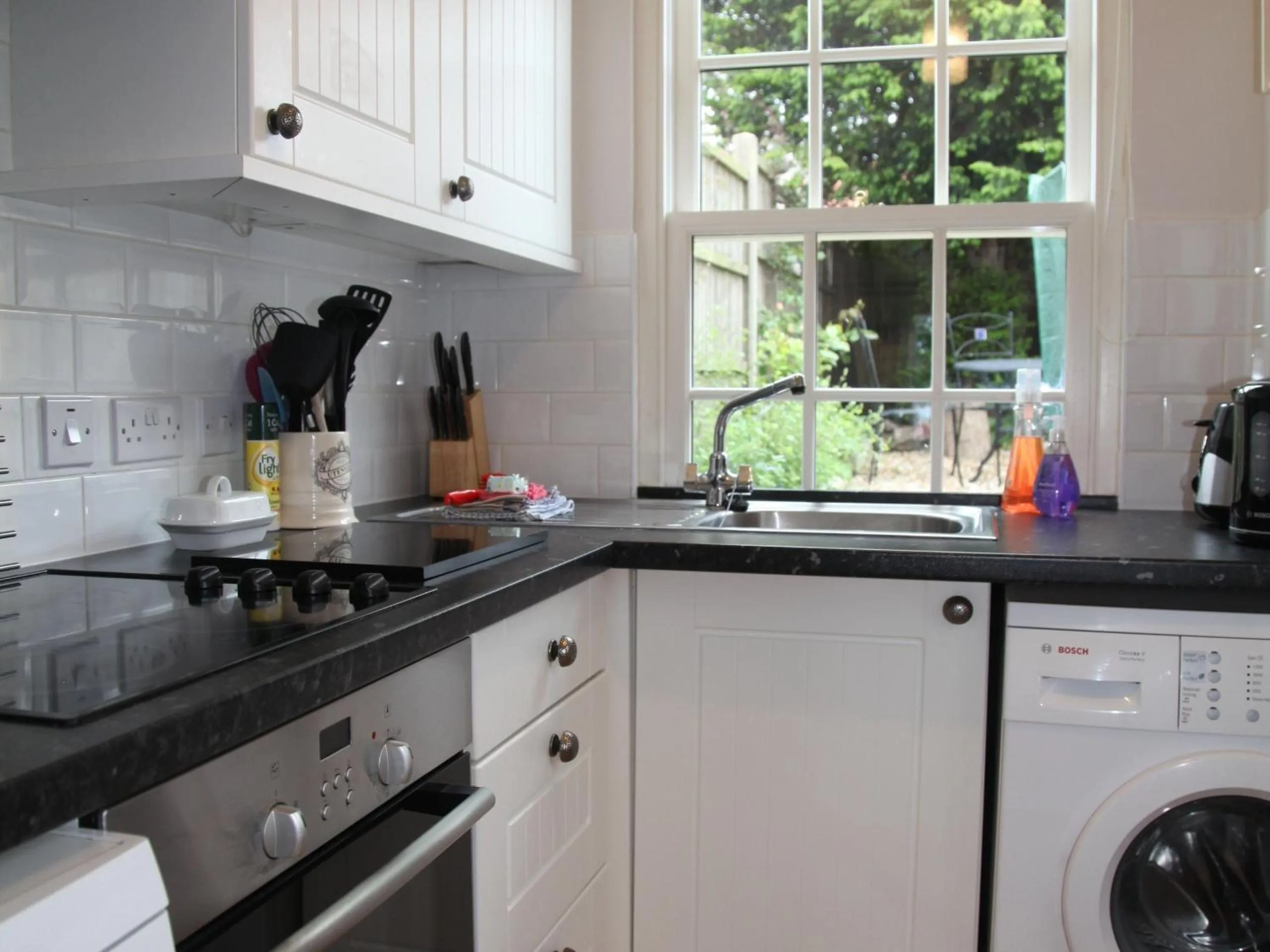 Dining area in Green Cottages