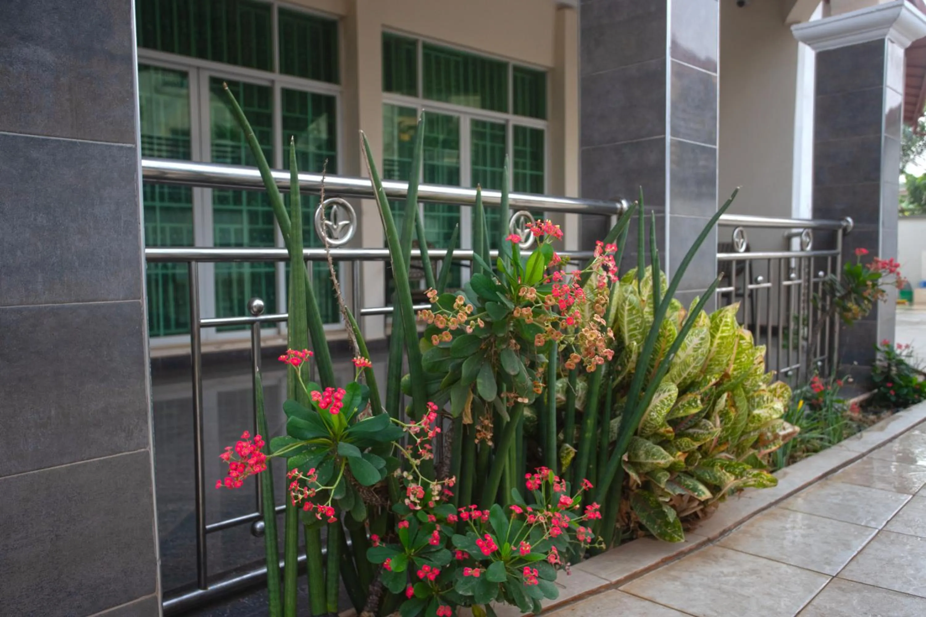 Facade/entrance in Labev Hotel