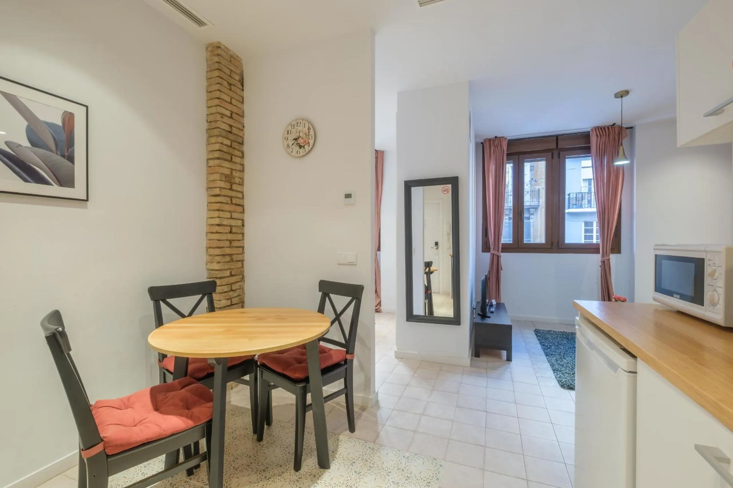 Modern Apartment close to City Centre
