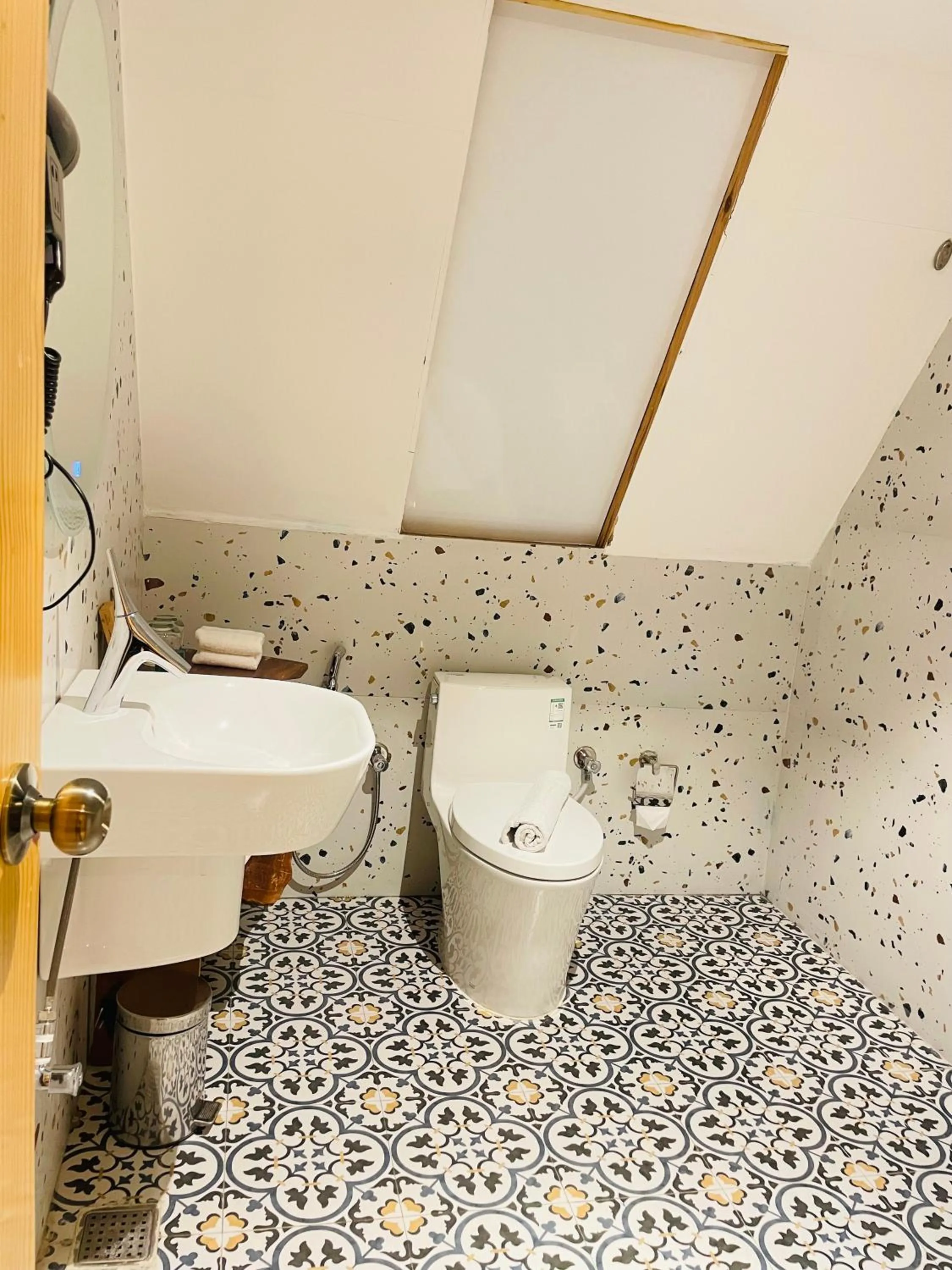 Toilet in Tarangi Resort and Spa