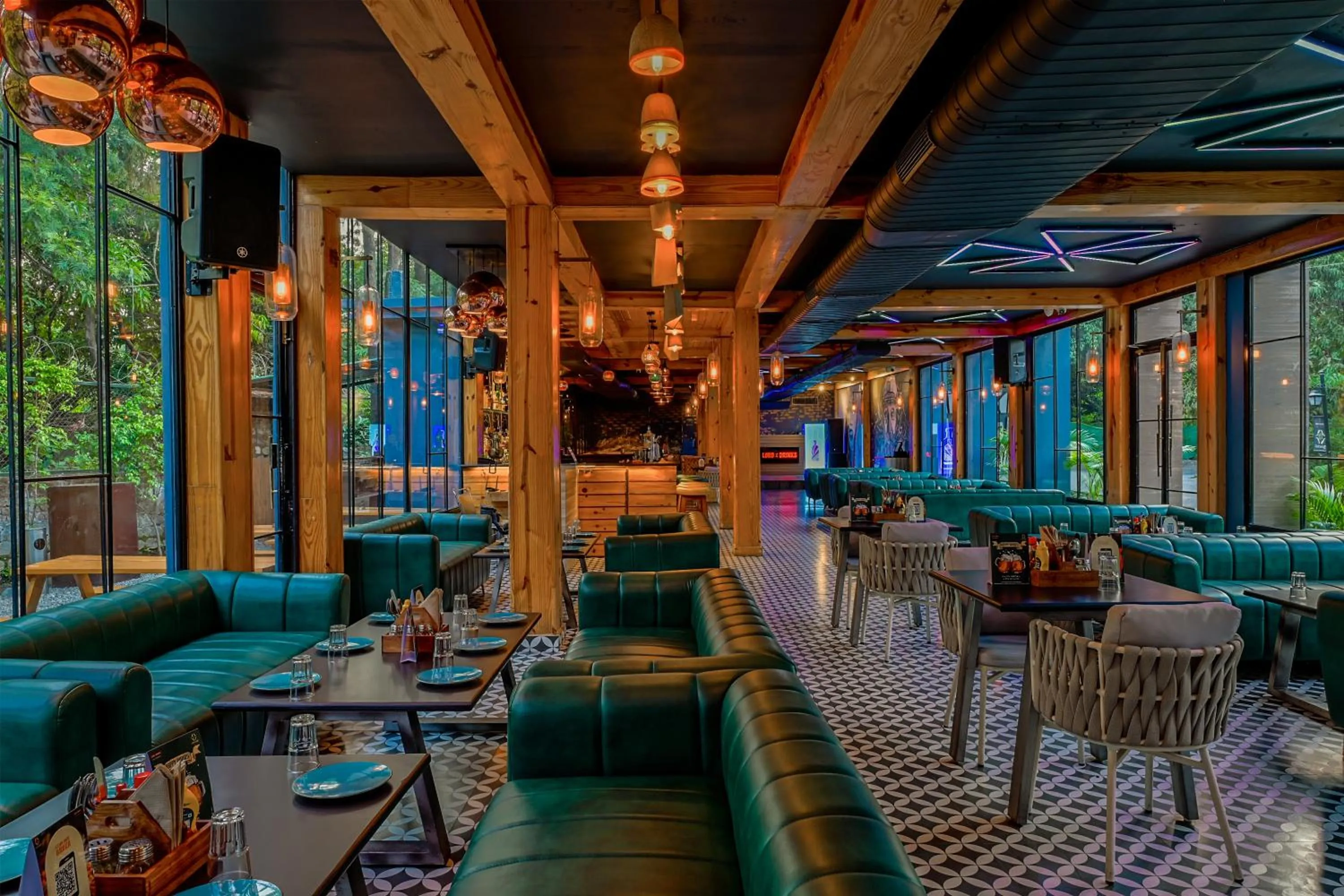 Lounge or bar in Tarangi Resort and Spa