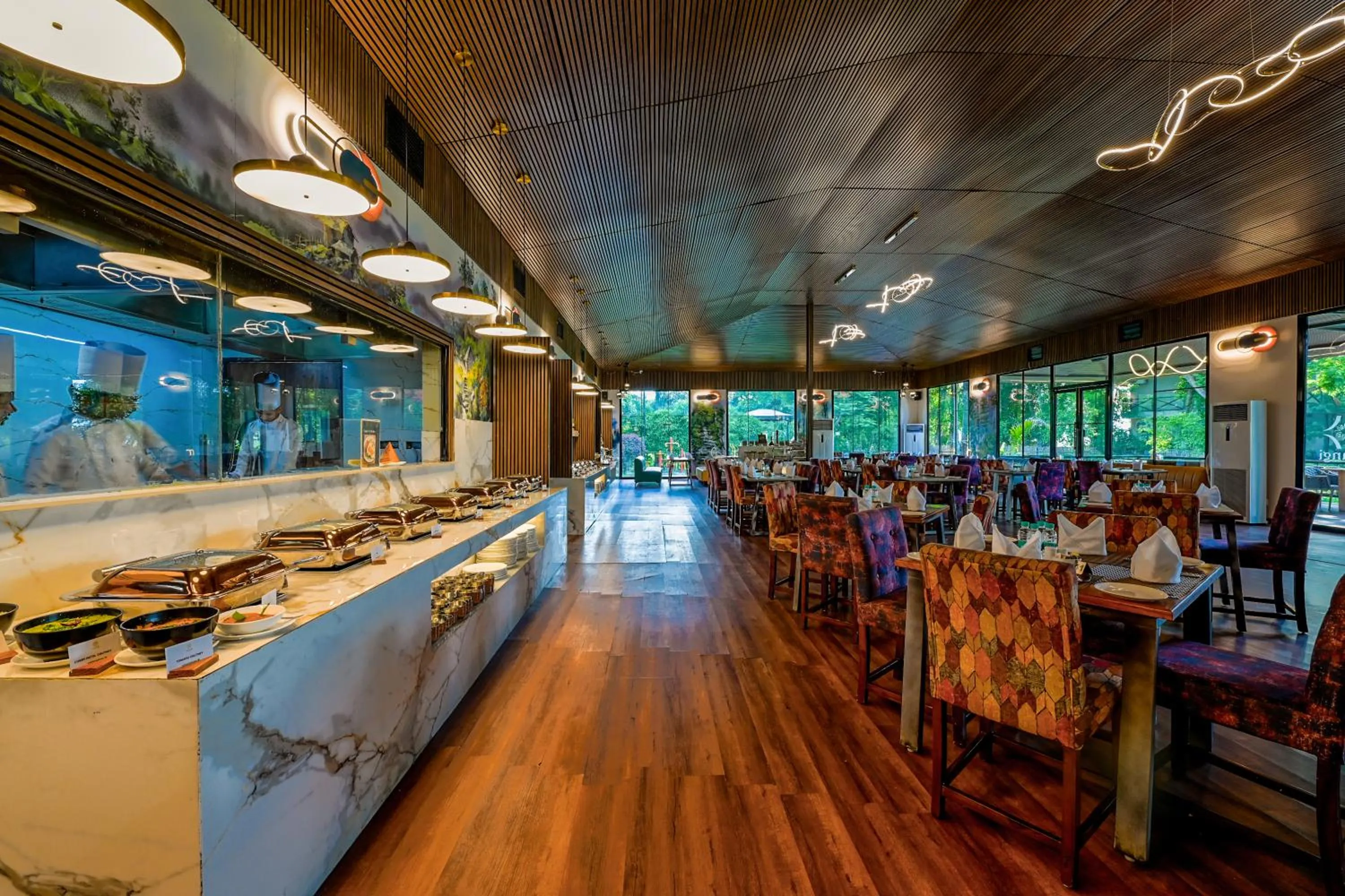 Restaurant/places to eat in Tarangi Resort and Spa