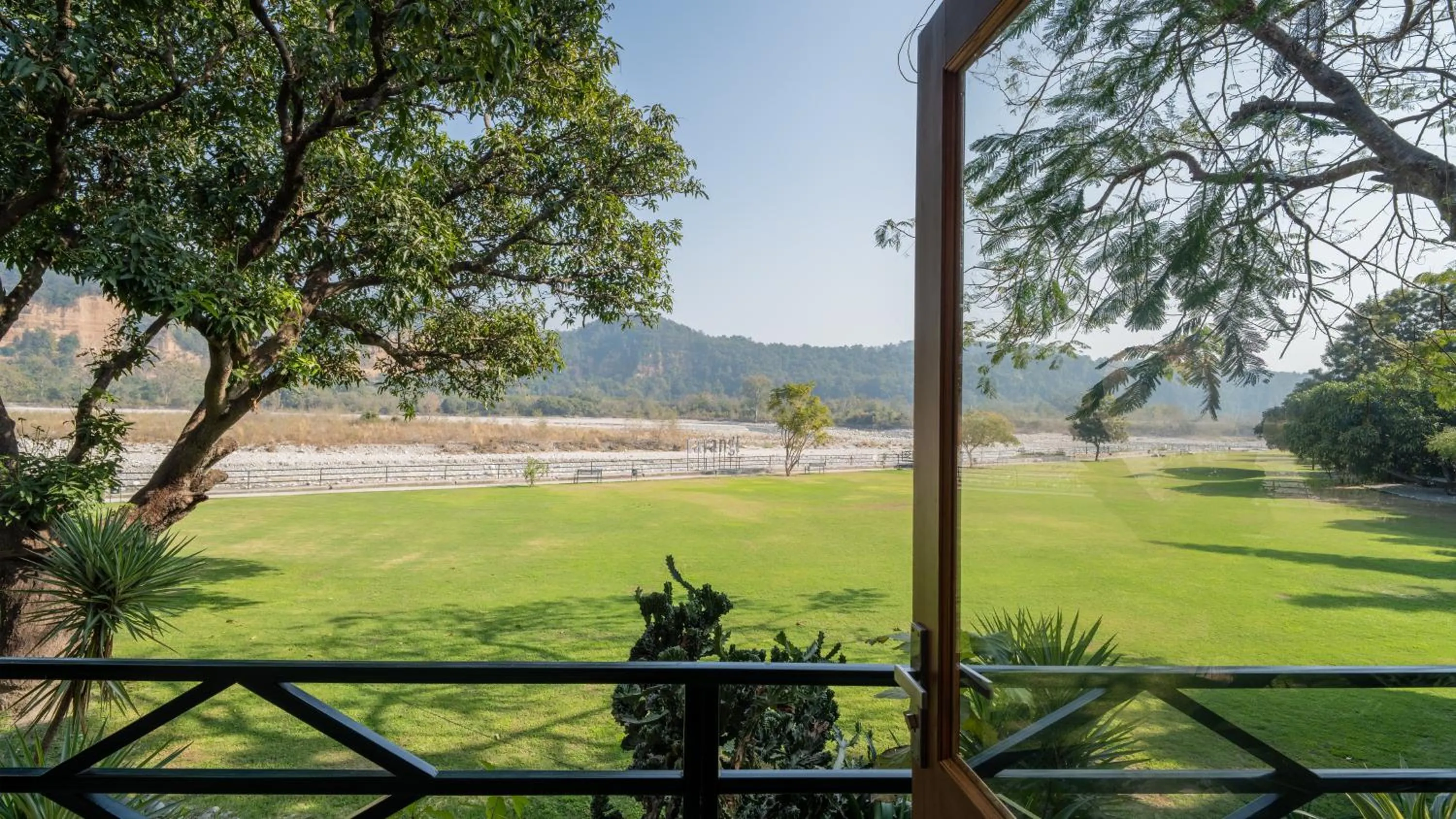 Garden in Tarangi Resort and Spa