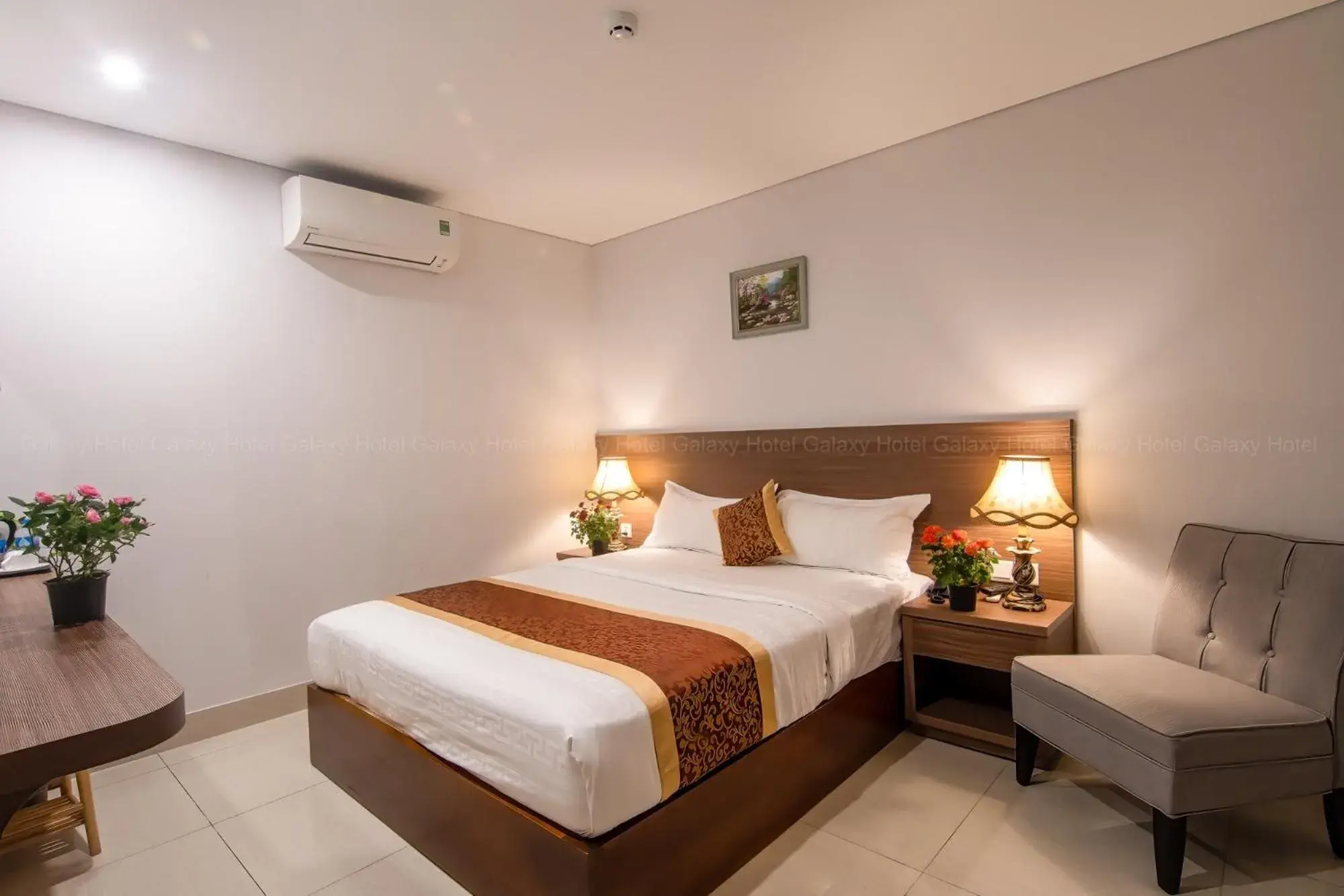 Photo of the whole room, Bed in Galaxy Airport Hotel Photo of the whole room, Bed in Galaxy Airport Hotel