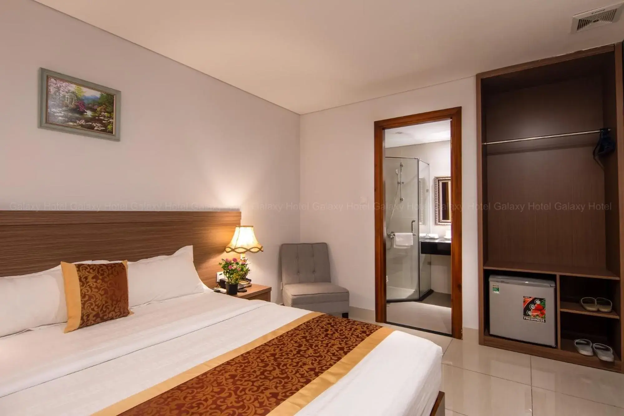 Photo of the whole room, Bed in Galaxy Airport Hotel Photo of the whole room, Bed in Galaxy Airport Hotel