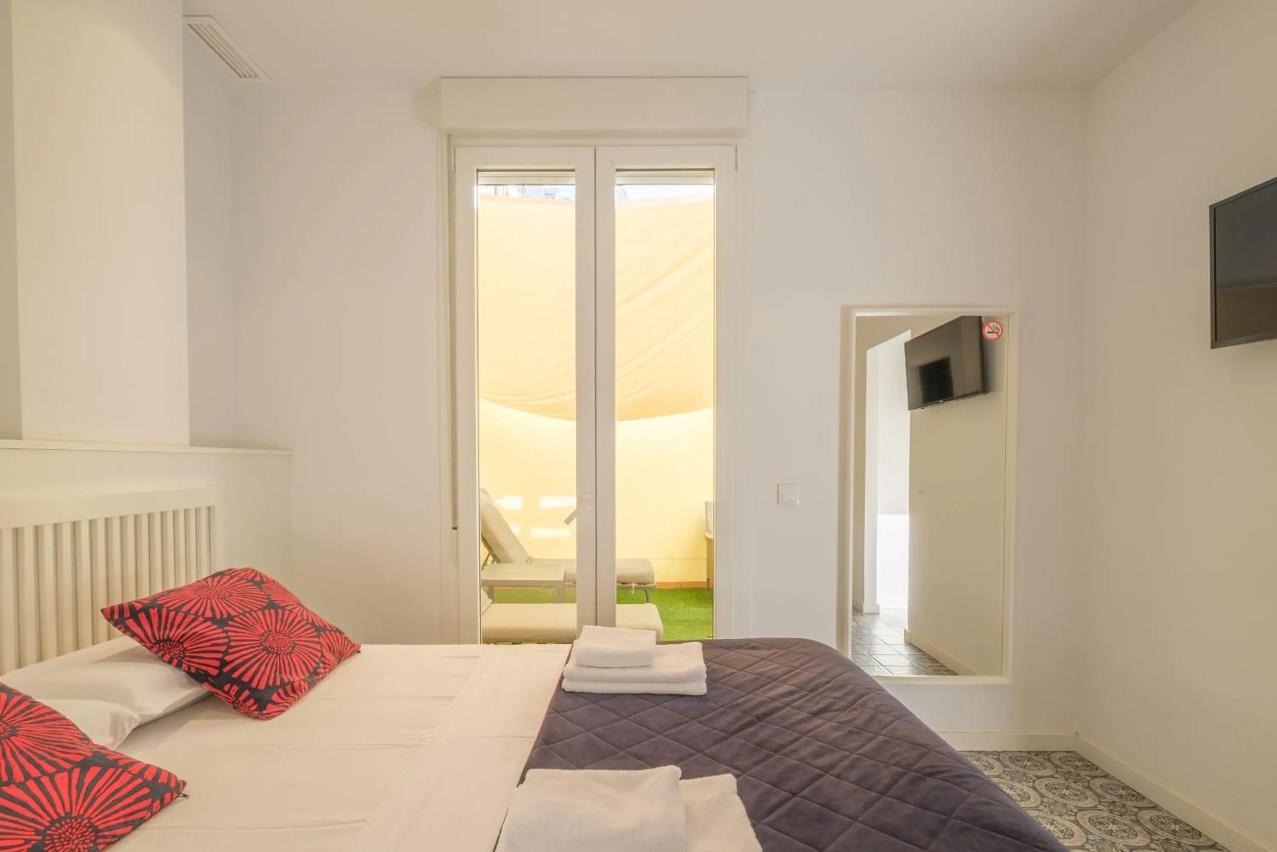 Gorgeous Apt with a Large Private Terrace
