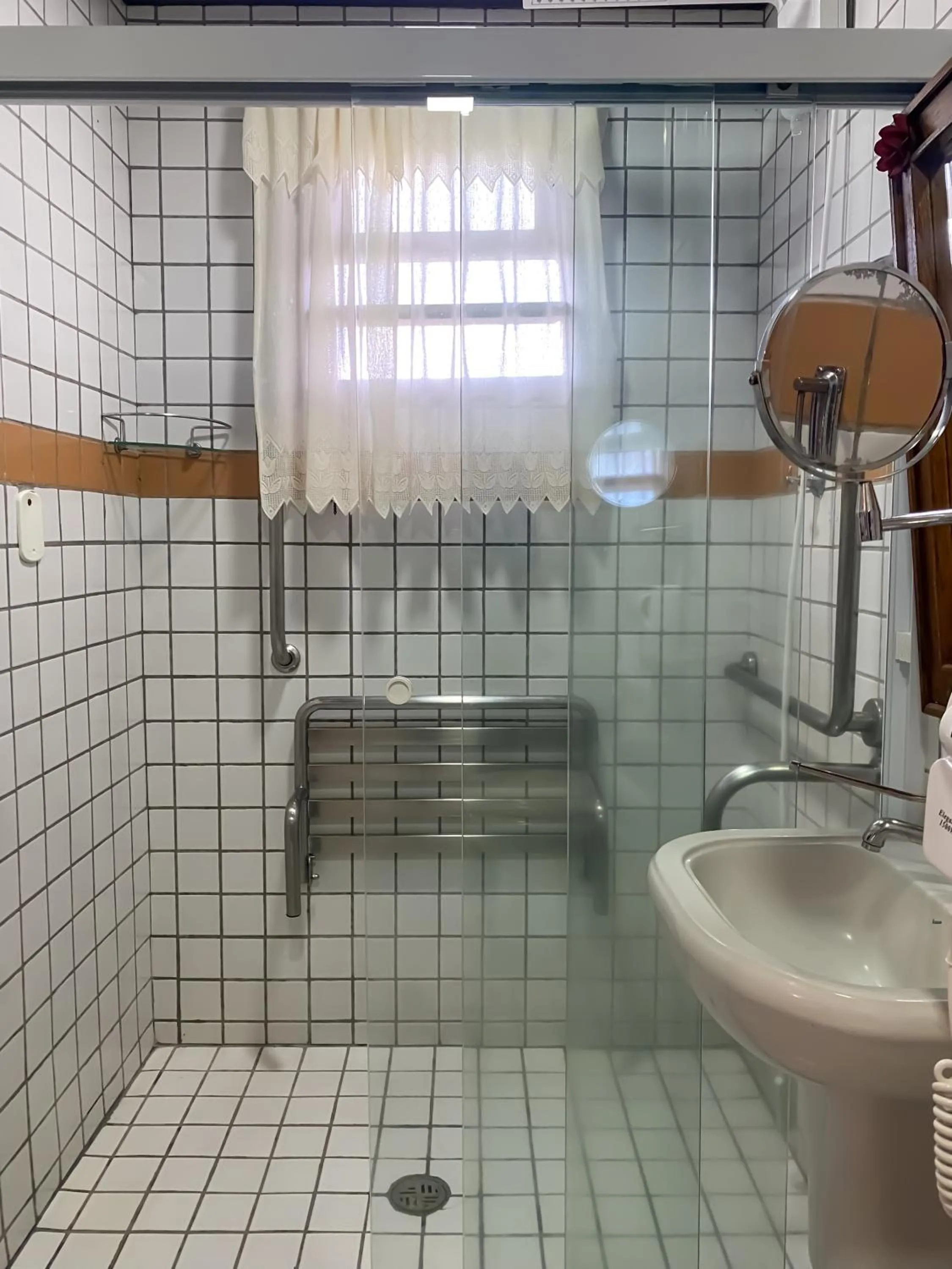 Bathroom in Park Hotel Modelo