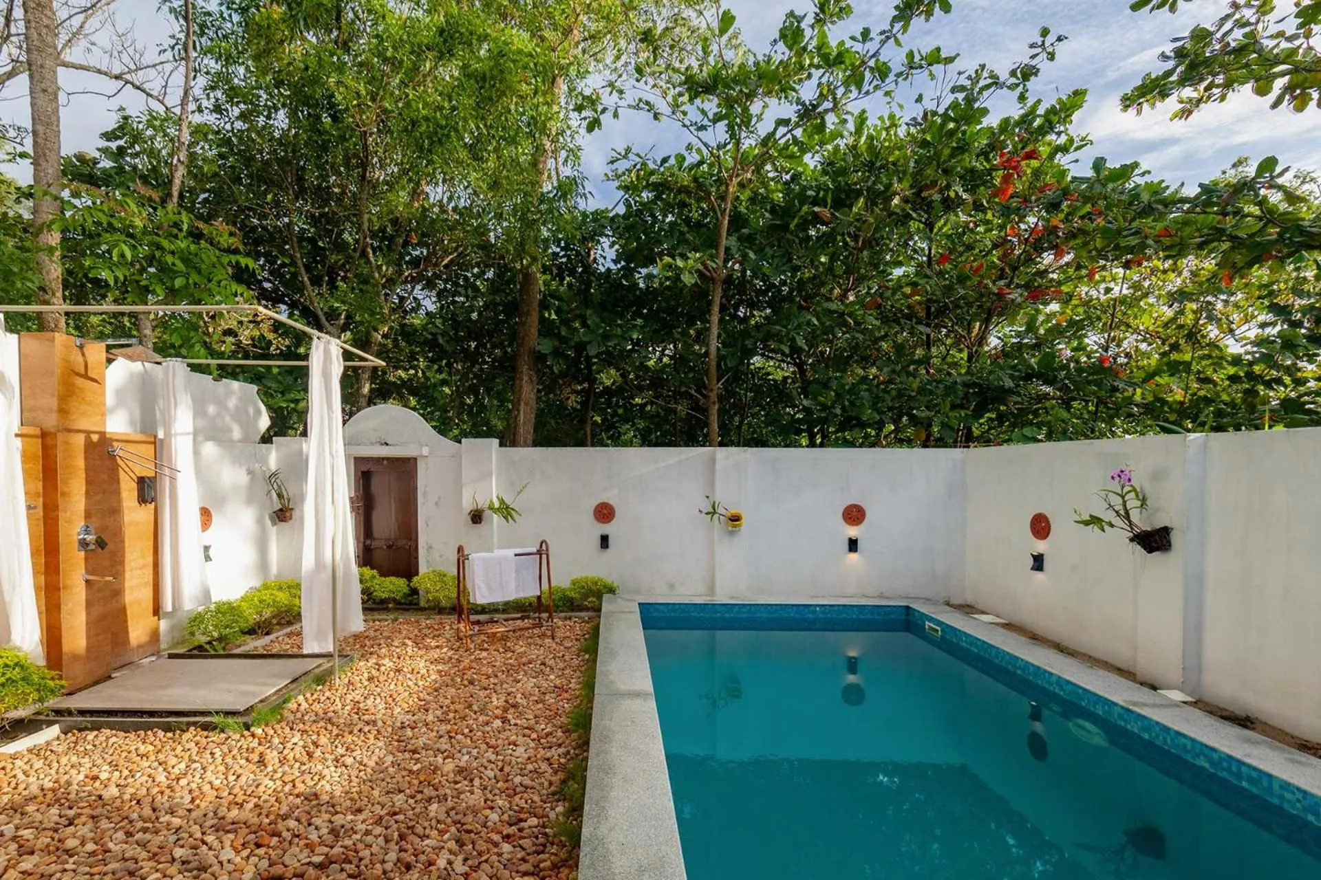 Swimming pool in Deshadan's Tarangi Beach Villas,Marari