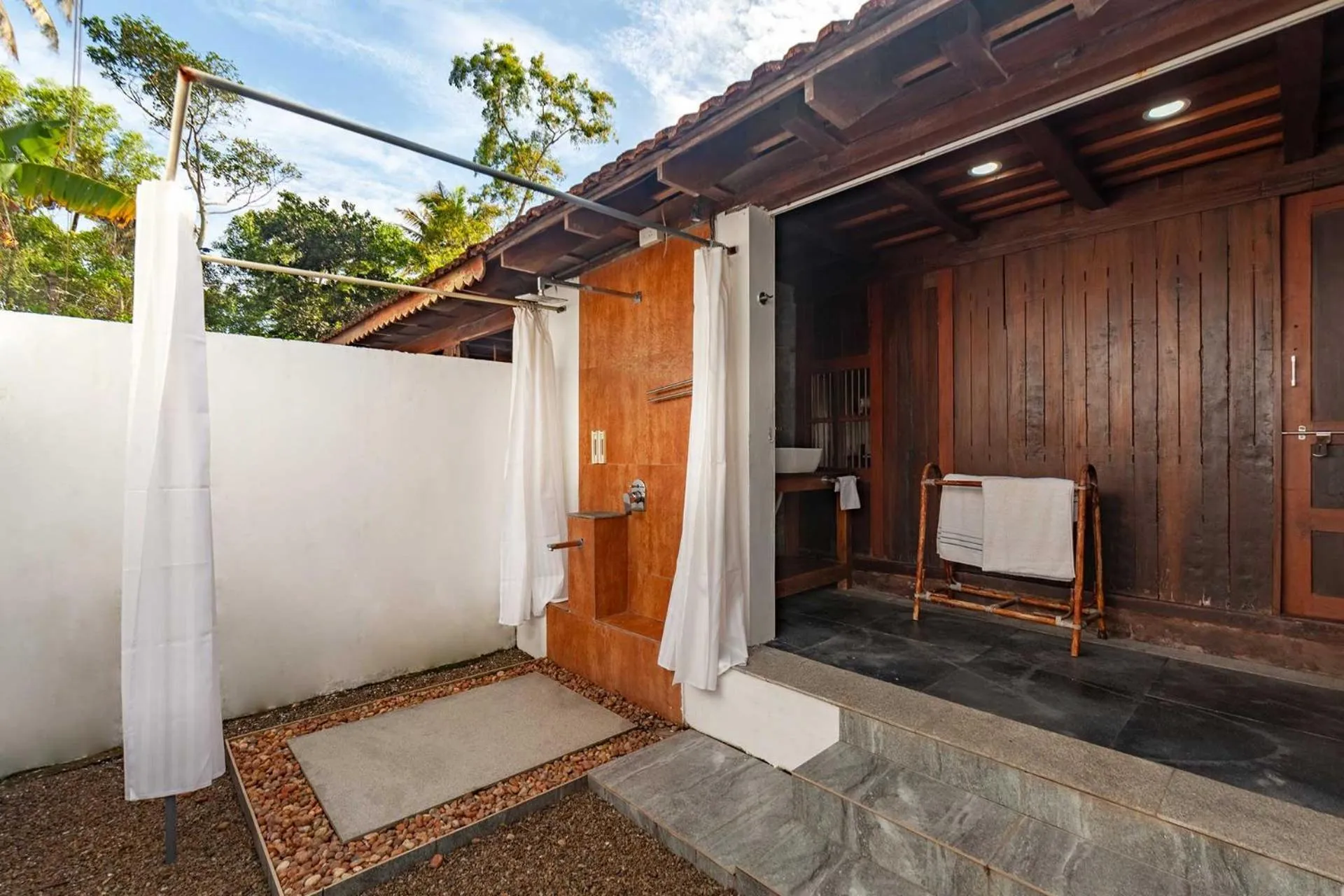 Bathroom in Deshadan's Tarangi Beach Villas,Marari