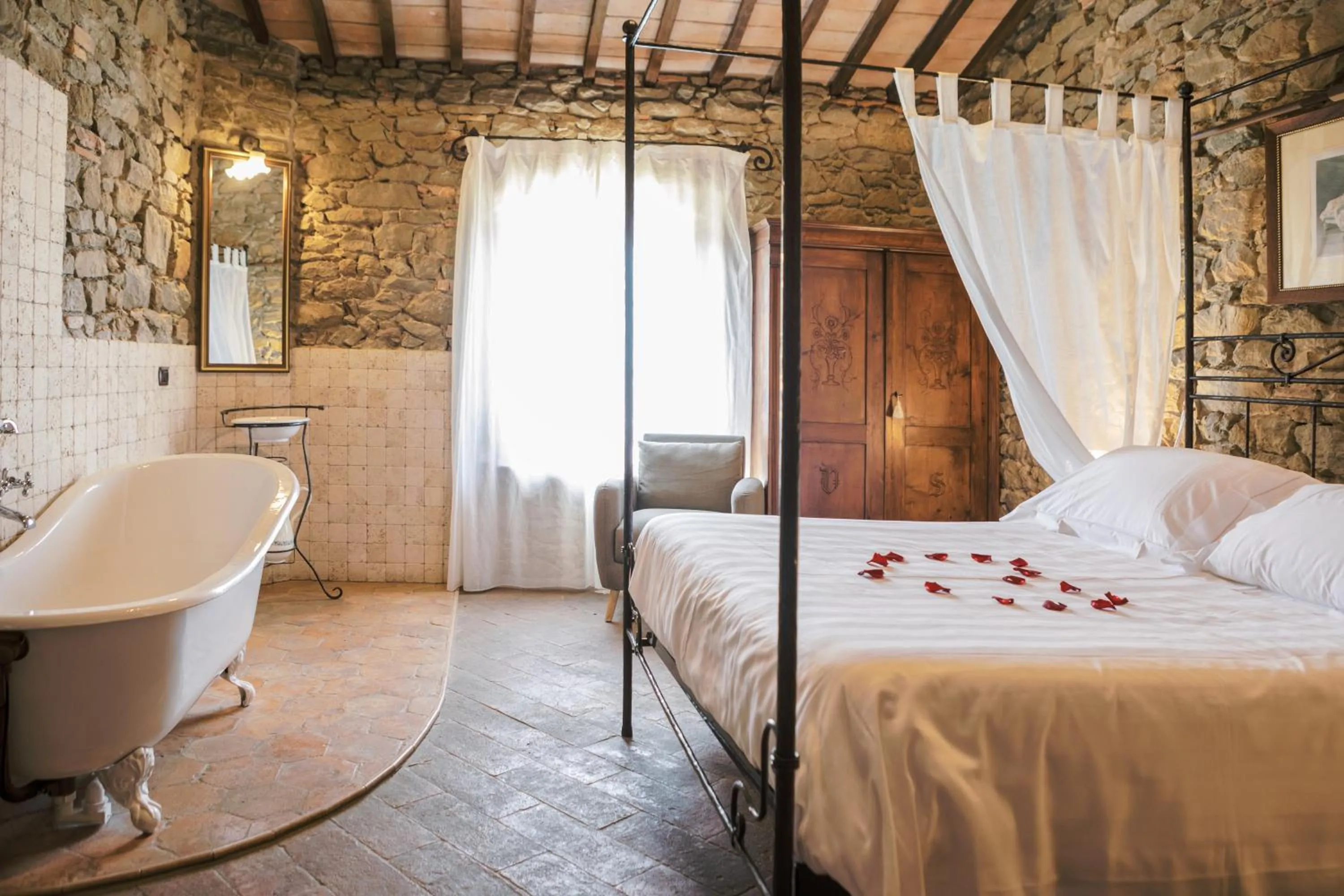 Bed in EcoResort Il Cantico della Natura