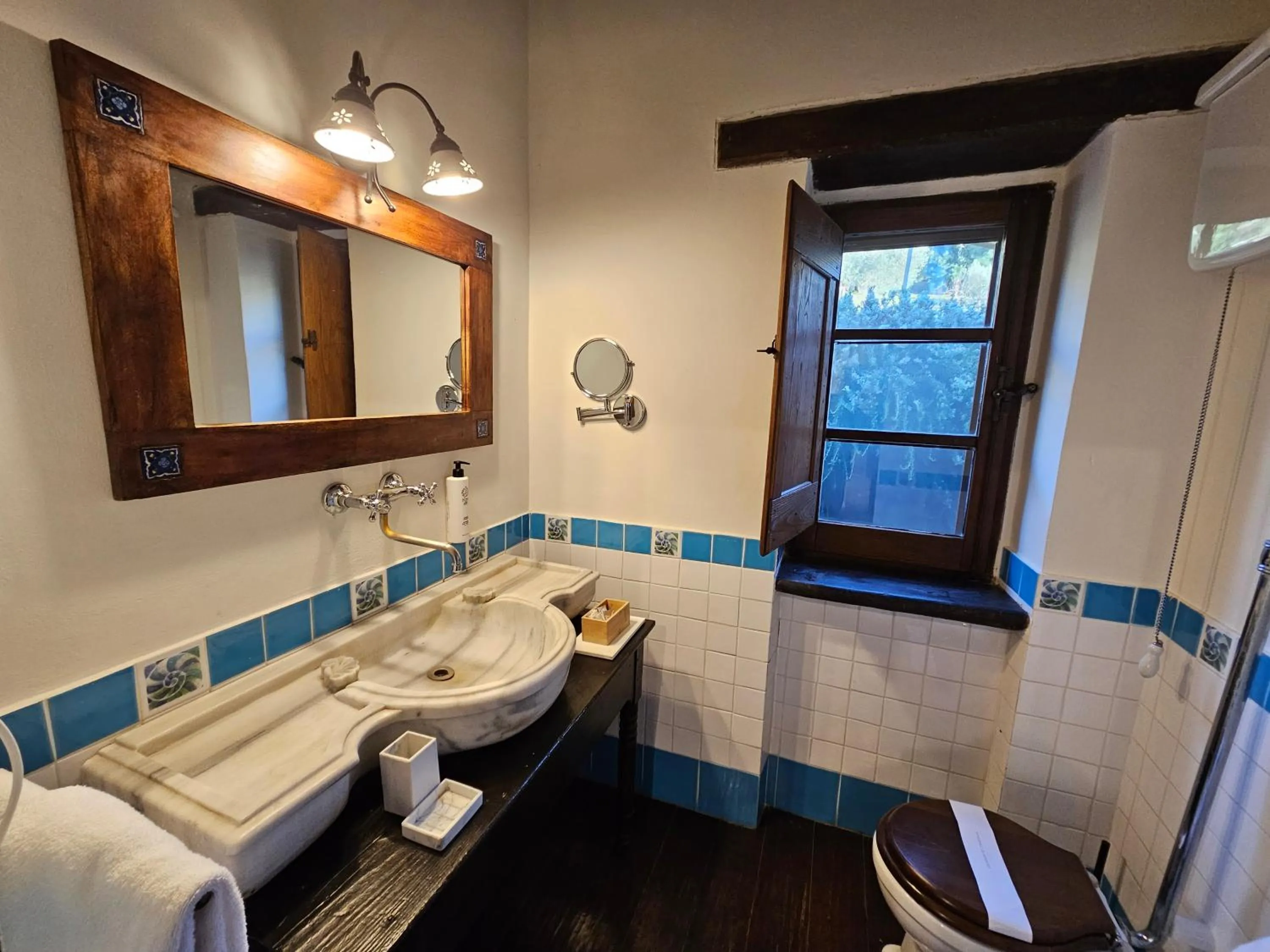 Toilet in EcoResort Il Cantico della Natura