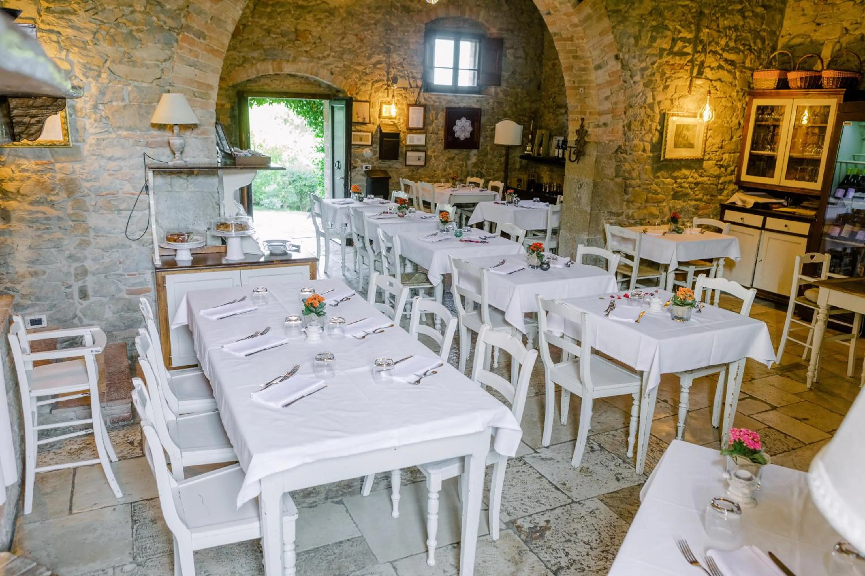 Restaurant/places to eat in EcoResort Il Cantico della Natura