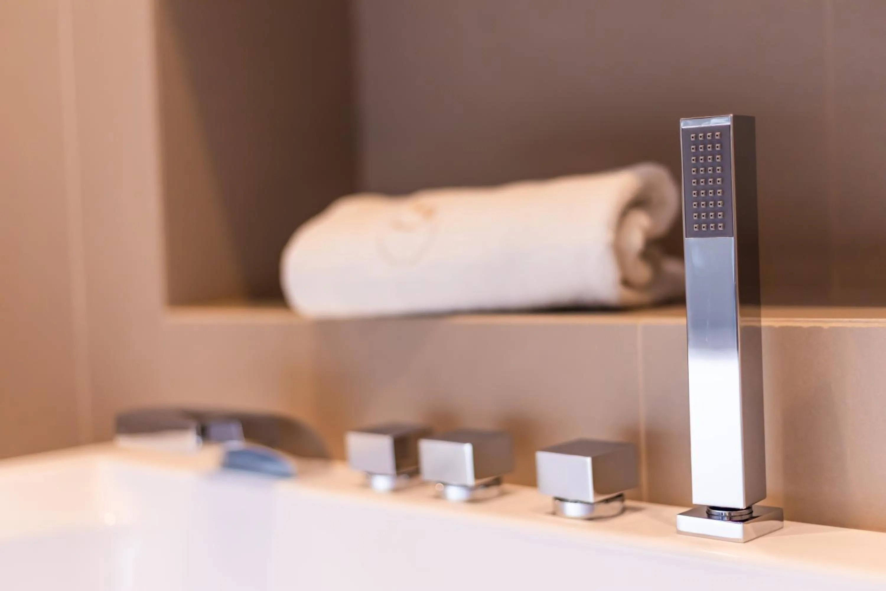 Hot Tub in SOLMARIS TROPEA City Center - Rooms & Suites - Private Parking