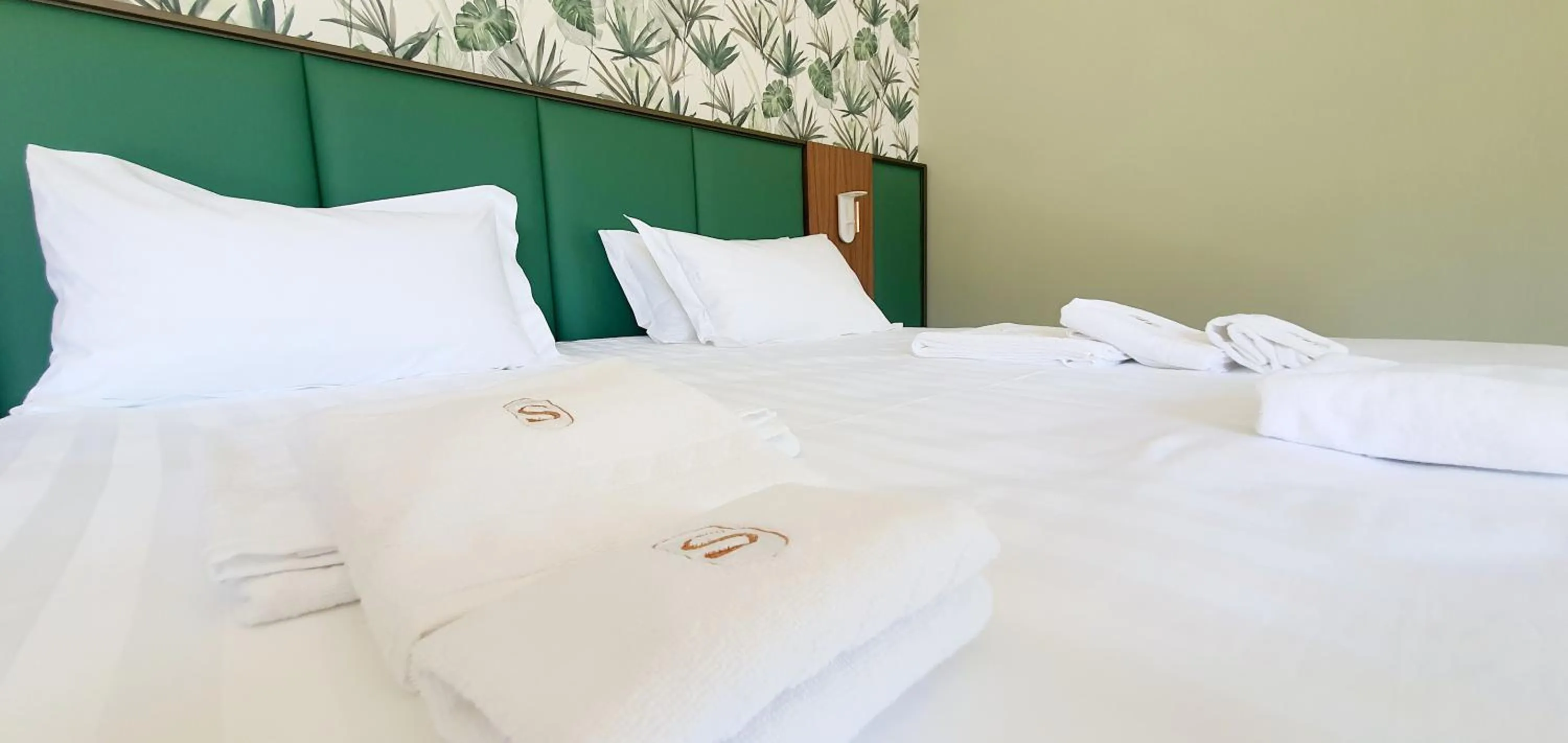 Bed in SOLMARIS TROPEA City Center - Rooms & Suites - Private Parking
