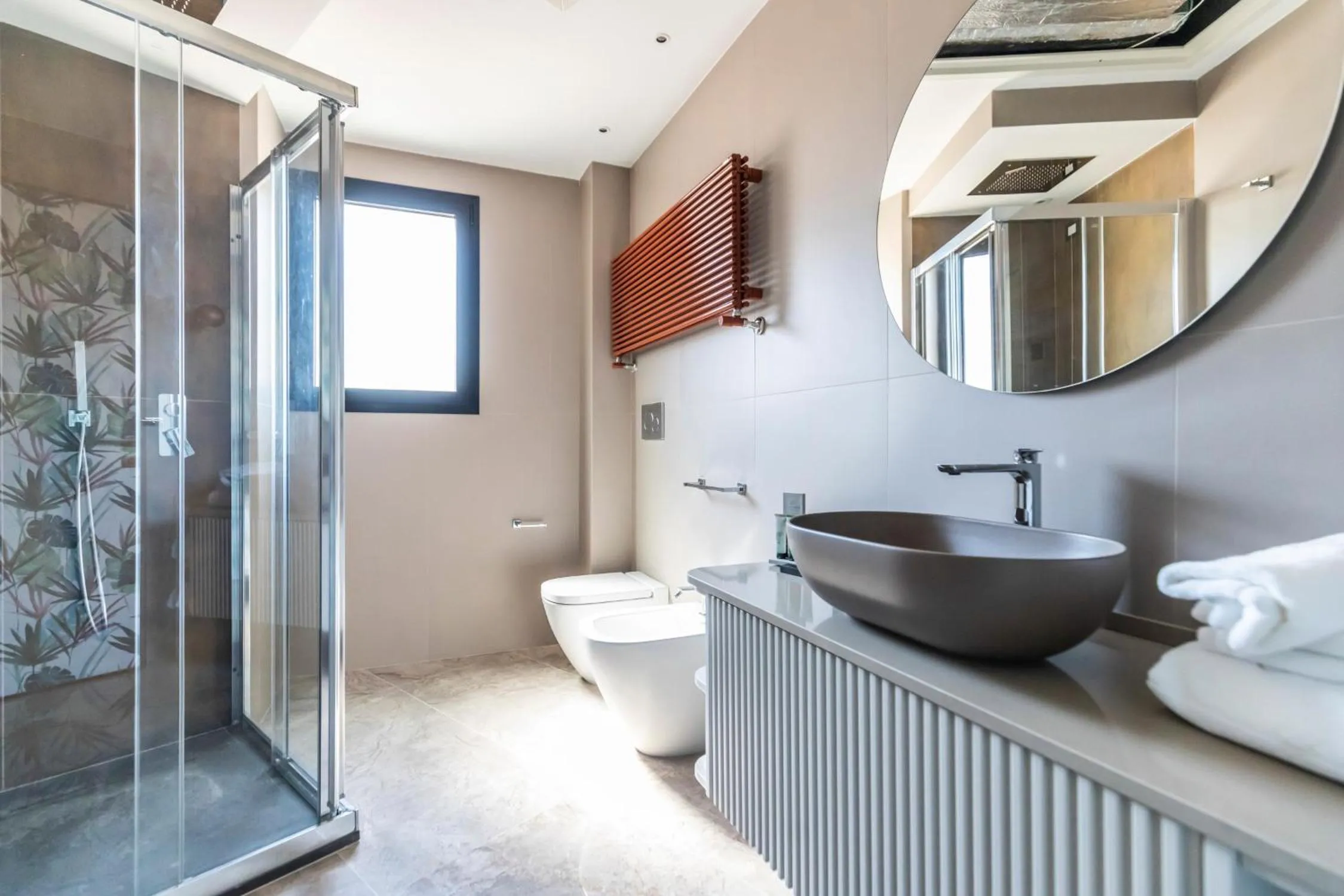 Shower in SOLMARIS TROPEA City Center - Rooms & Suites - Private Parking