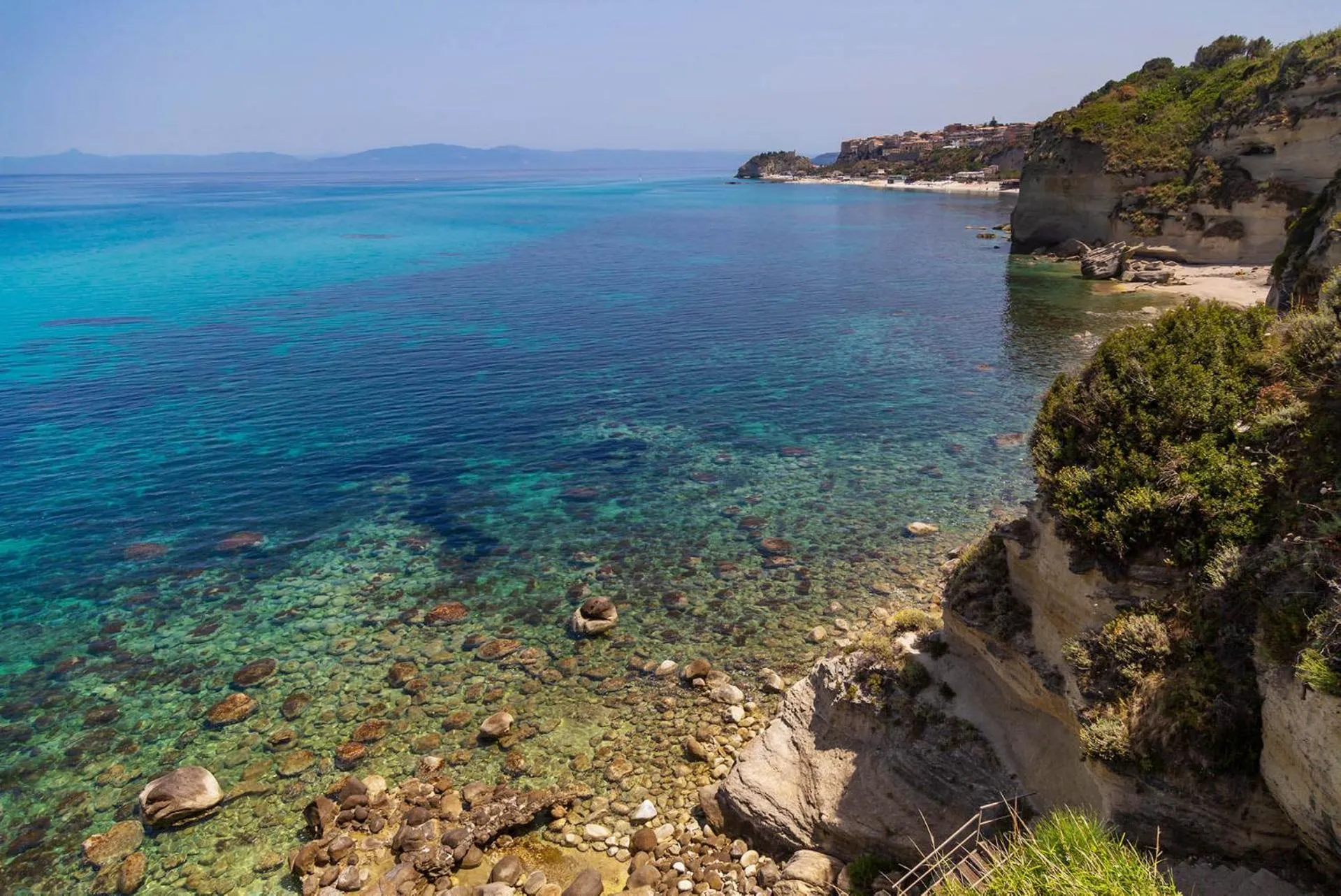 Day in SOLMARIS TROPEA City Center - Rooms & Suites - Private Parking