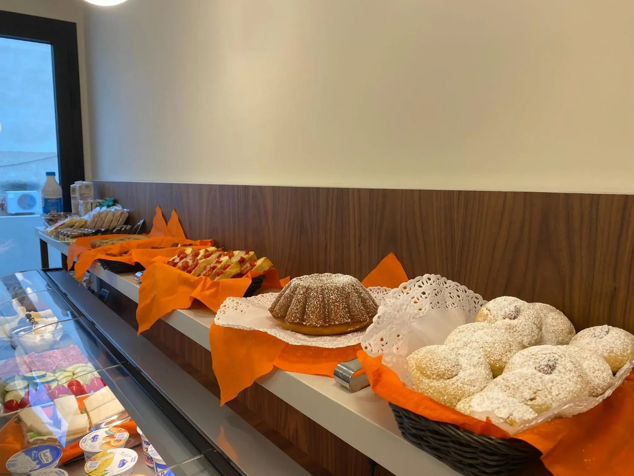 Food and drinks in Solmaris Tropea Rooms & Suites Food and drinks in Solmaris Tropea Rooms & Suites