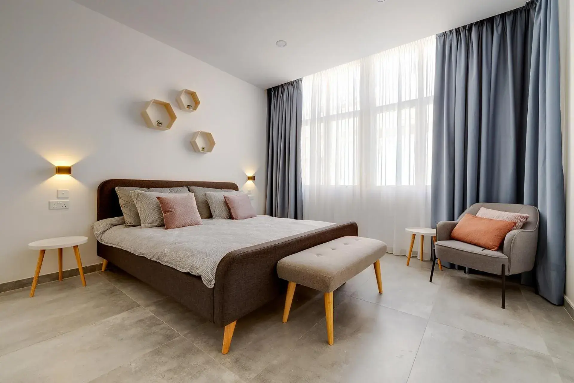 Perfect Location, Modern 2BR Apartment Perfect Location, Modern 2BR Apartment