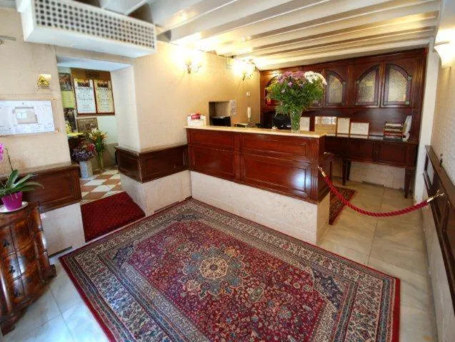 Lobby or reception in Residenza Hotel San Maurizio