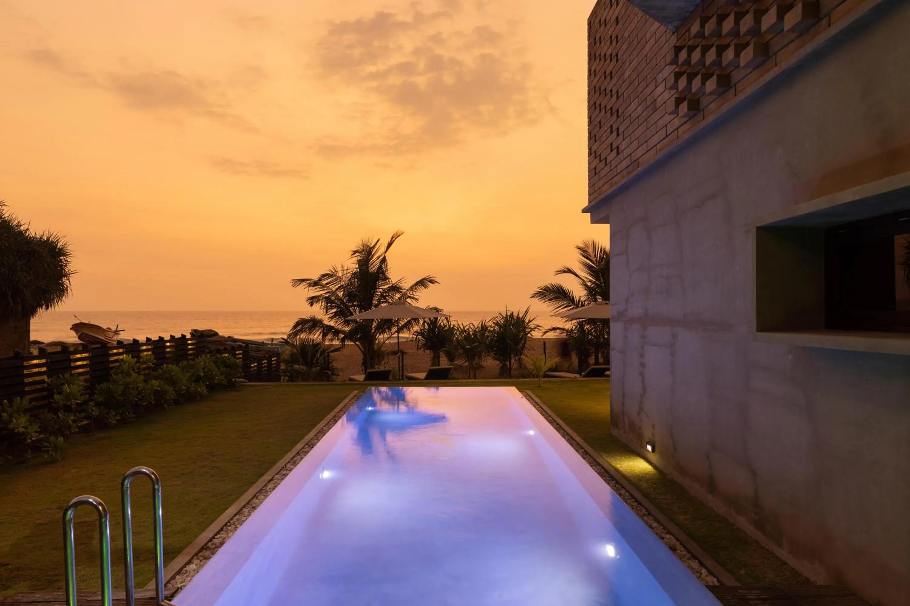 Swimming pool in Inidi Leisure Luxury Villas