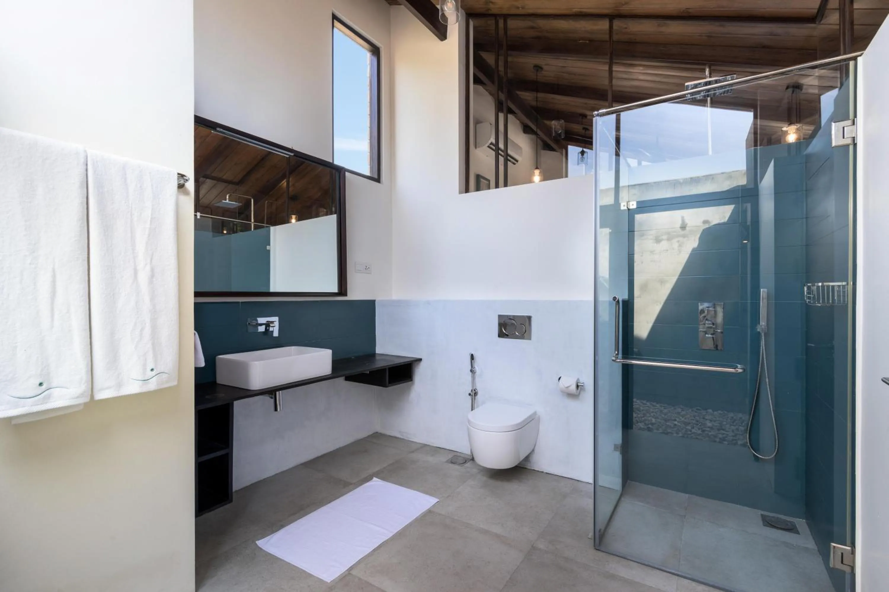 Shower in Inidi Leisure Luxury Villas